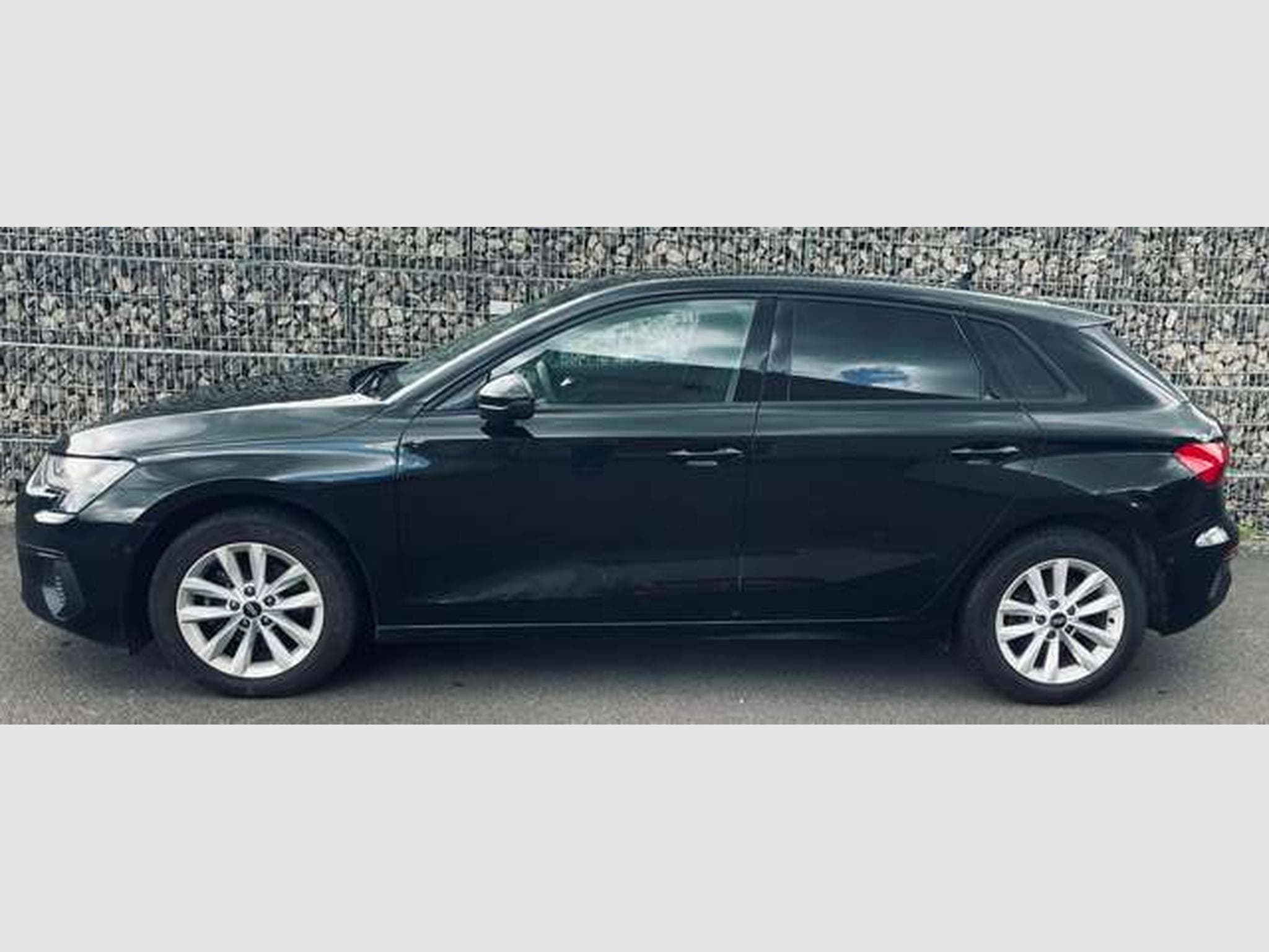 Audi A3 A3 Sportback 35 TFSI S tronic // Garantie 12 Mois✅ (2022) - Photo 5