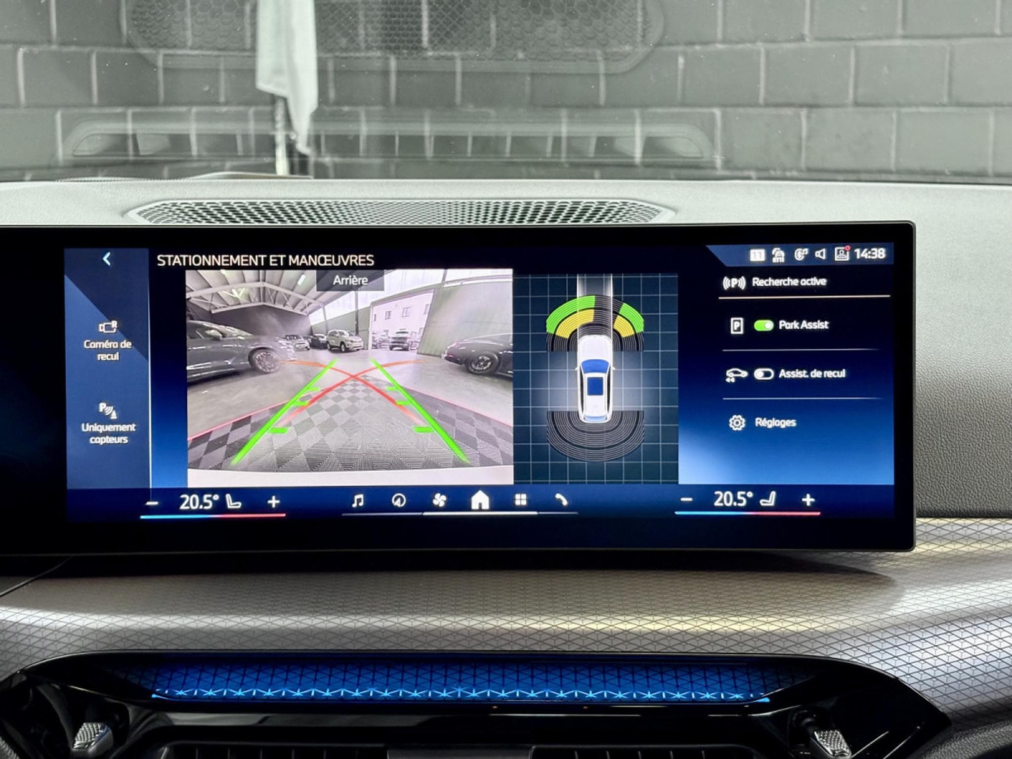 BMW 330 330i M-Sport Touring xDrive 245CV * Hayon * ACC * Sièges cha (2025) - Photo 17