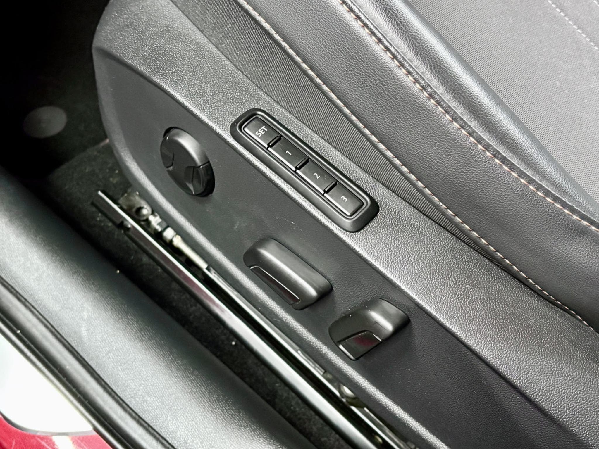 Cupra Formentor VZ 245CV PHEV eHybrid DSG6 *PANO*MATRIX*Caméra* *VSS* (2023) - Photo 9