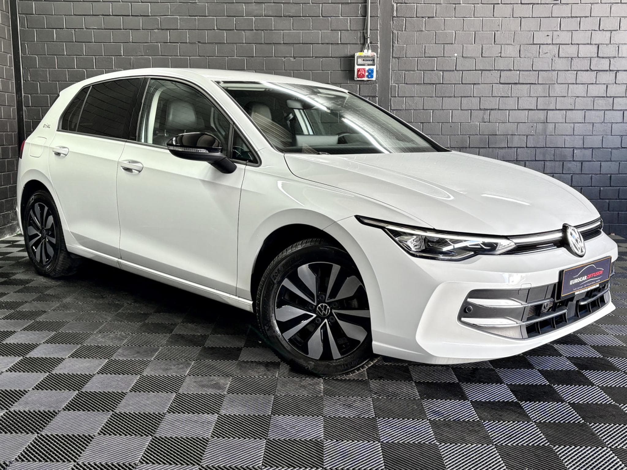VW Golf Life GOAL 2.0 TDI 150 CV DSG 7 ***Caméra***Attelage*** (2025) - Photo 3