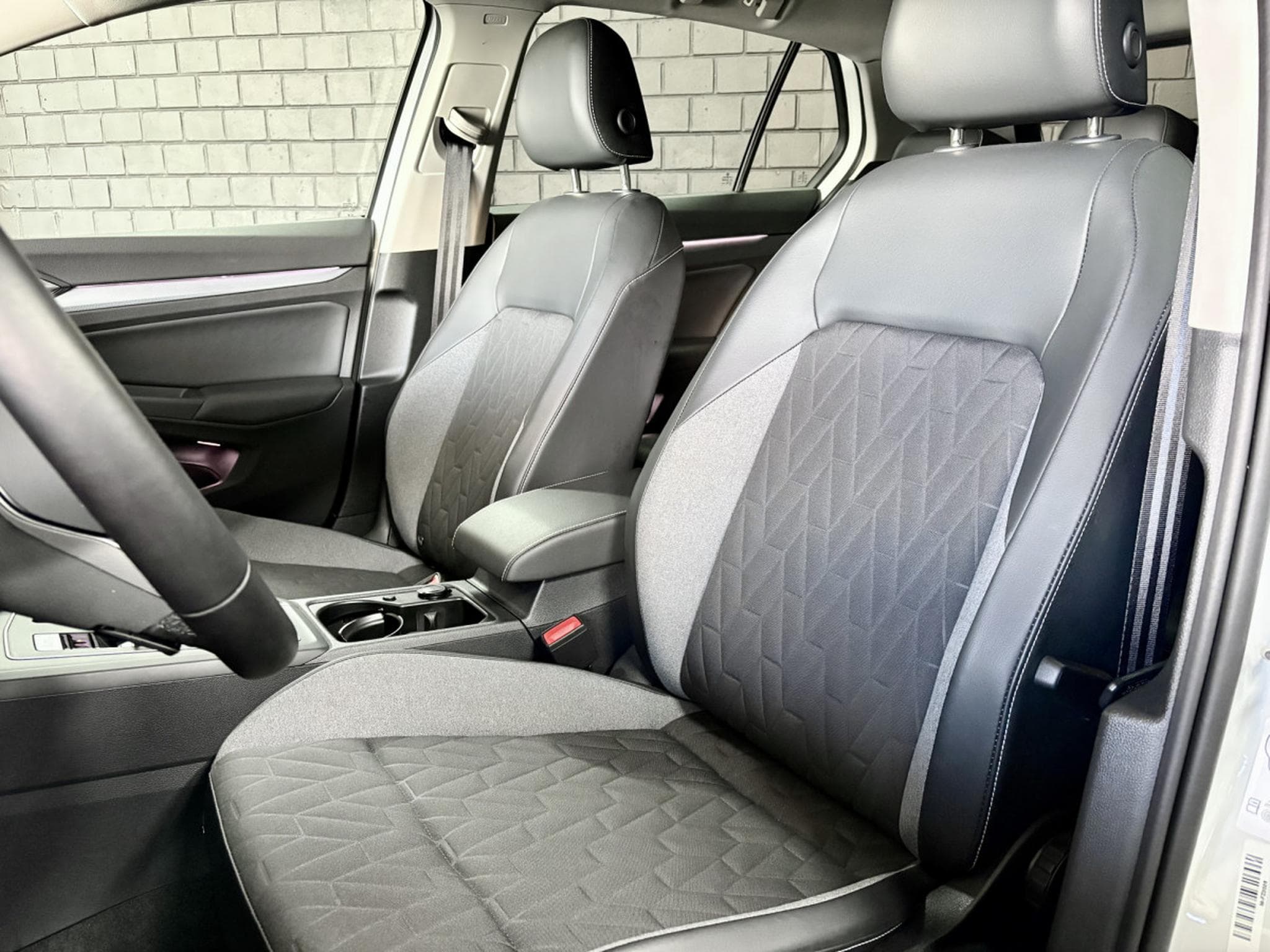 VW Golf Life GOAL 2.0 TDI 150 CV DSG 7 ***Caméra***Attelage*** (2025) - Photo 7