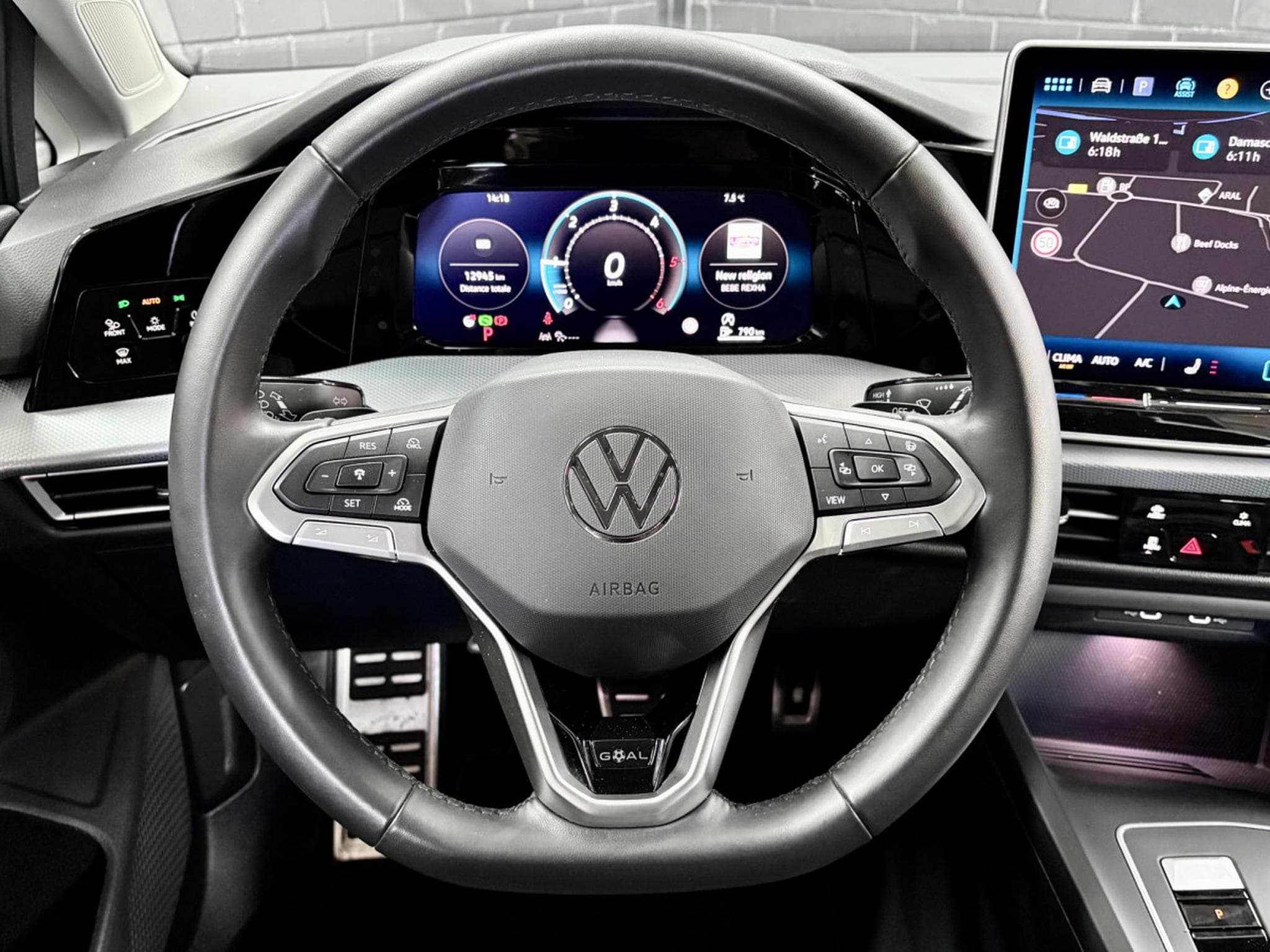 VW Golf Life GOAL 2.0 TDI 150 CV DSG 7 ***Caméra***Attelage*** (2025) - Photo 10