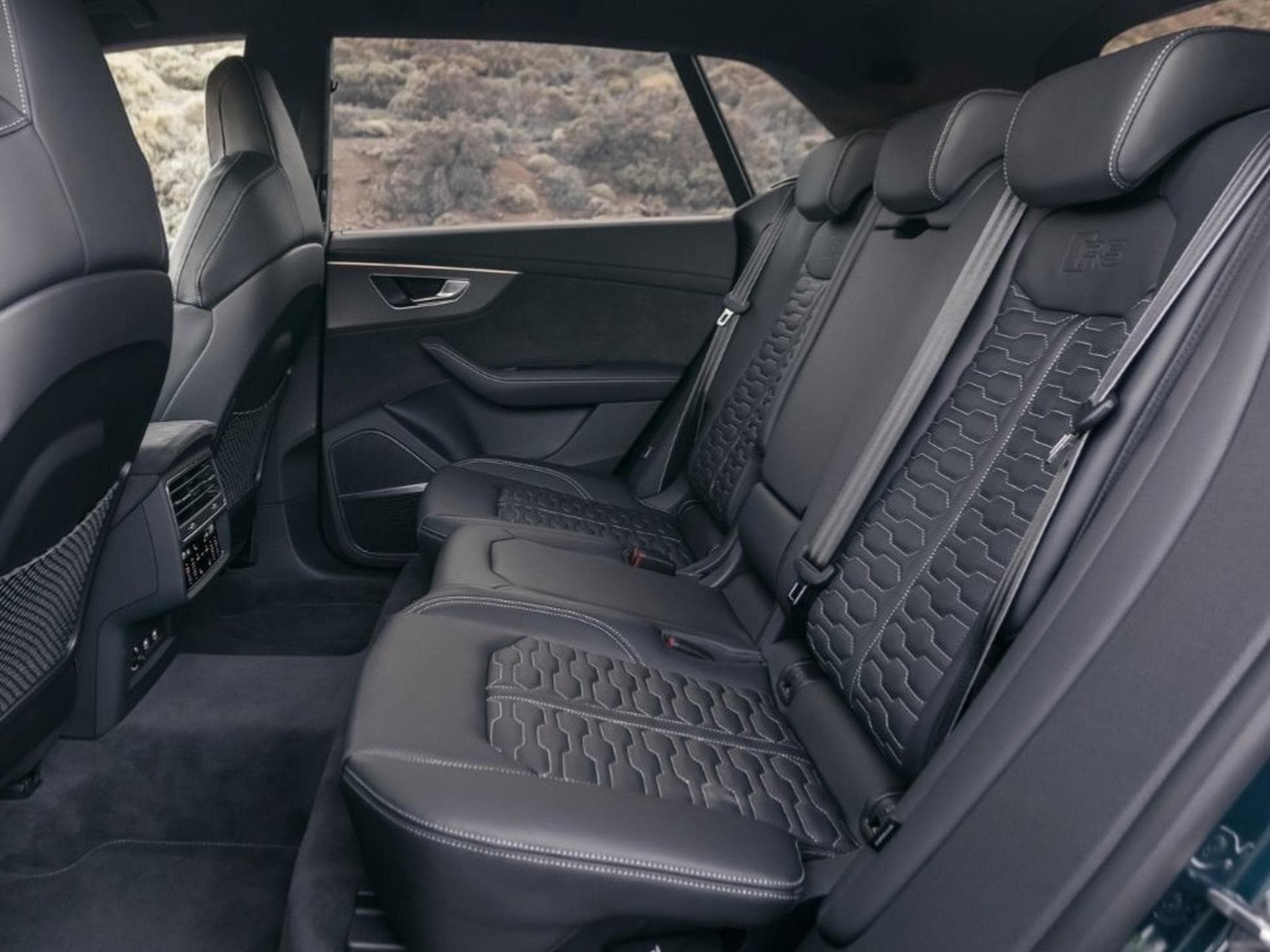 Audi RSQ8 4.0 TFSI Quattro Tiptronic (2023) - Photo 3