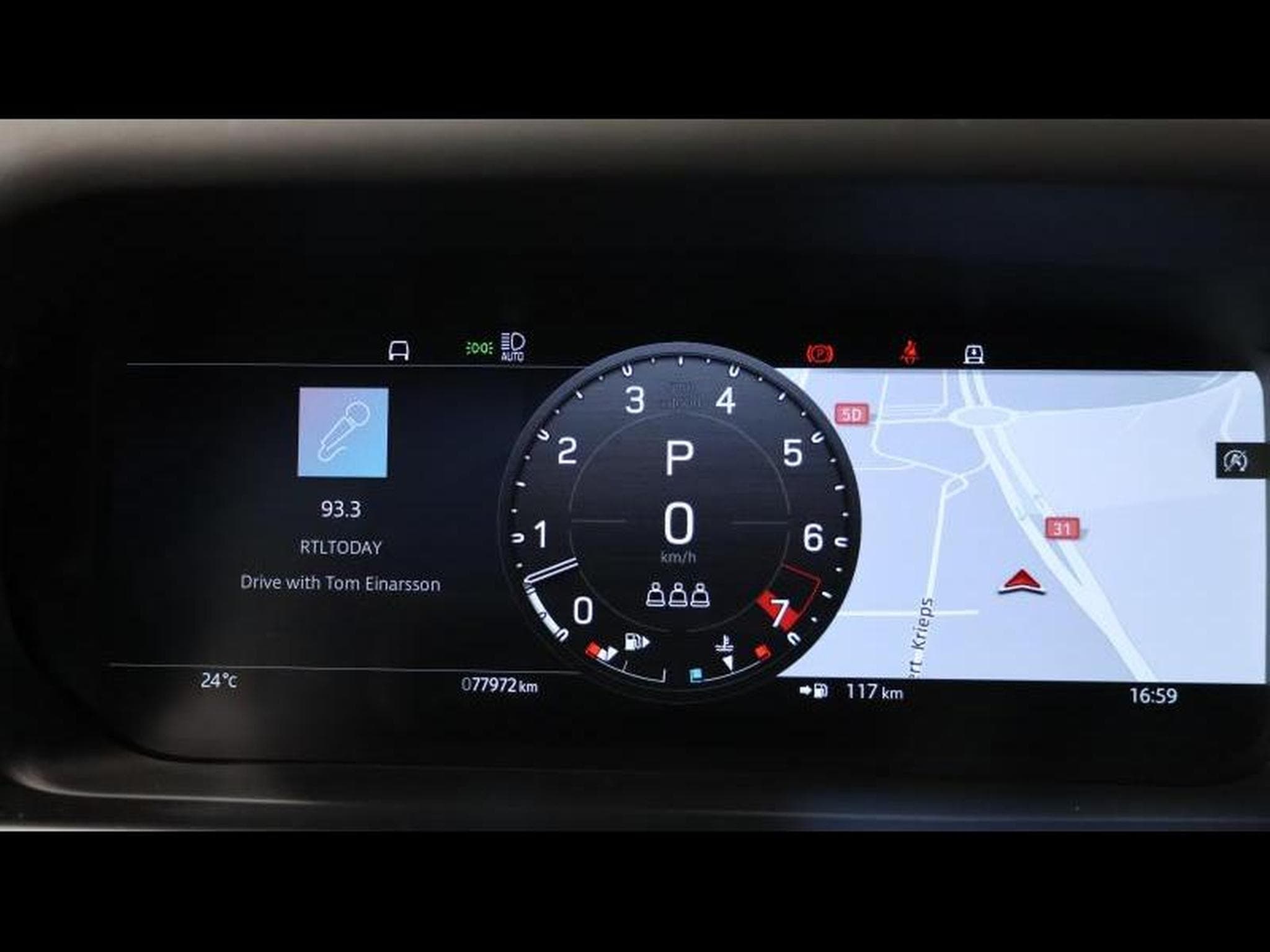 Land-Rover Defender 110 P525 V8 Auto (2022) - Photo 35
