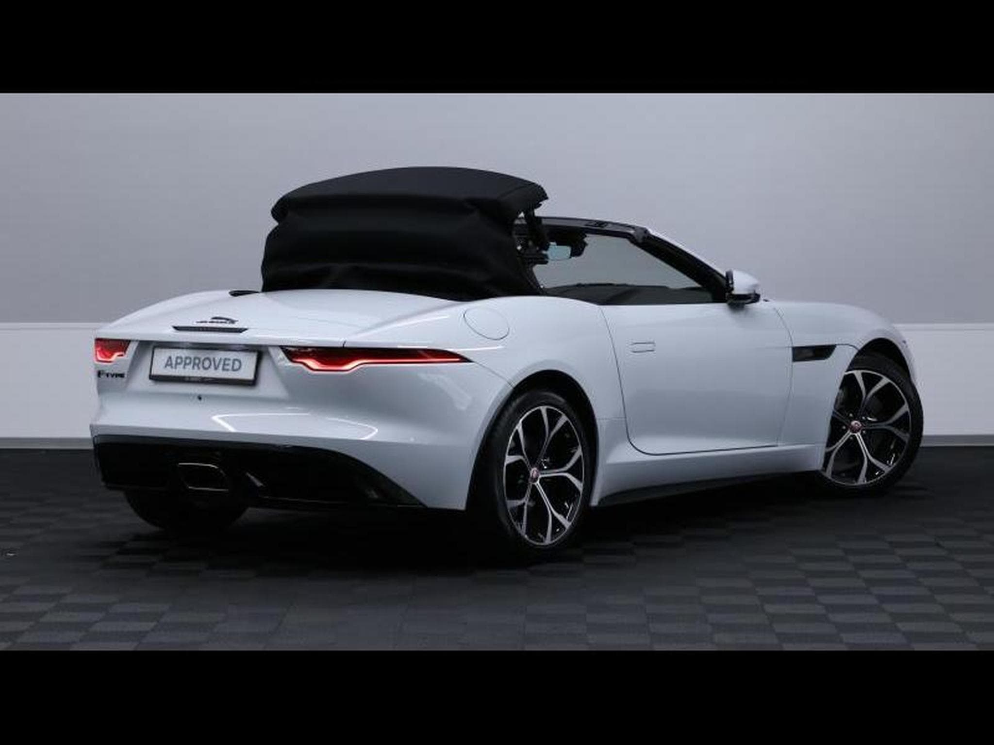 Jaguar F-Type P300 R-Dynamic RWD Convertible (2022) - Foto 16
