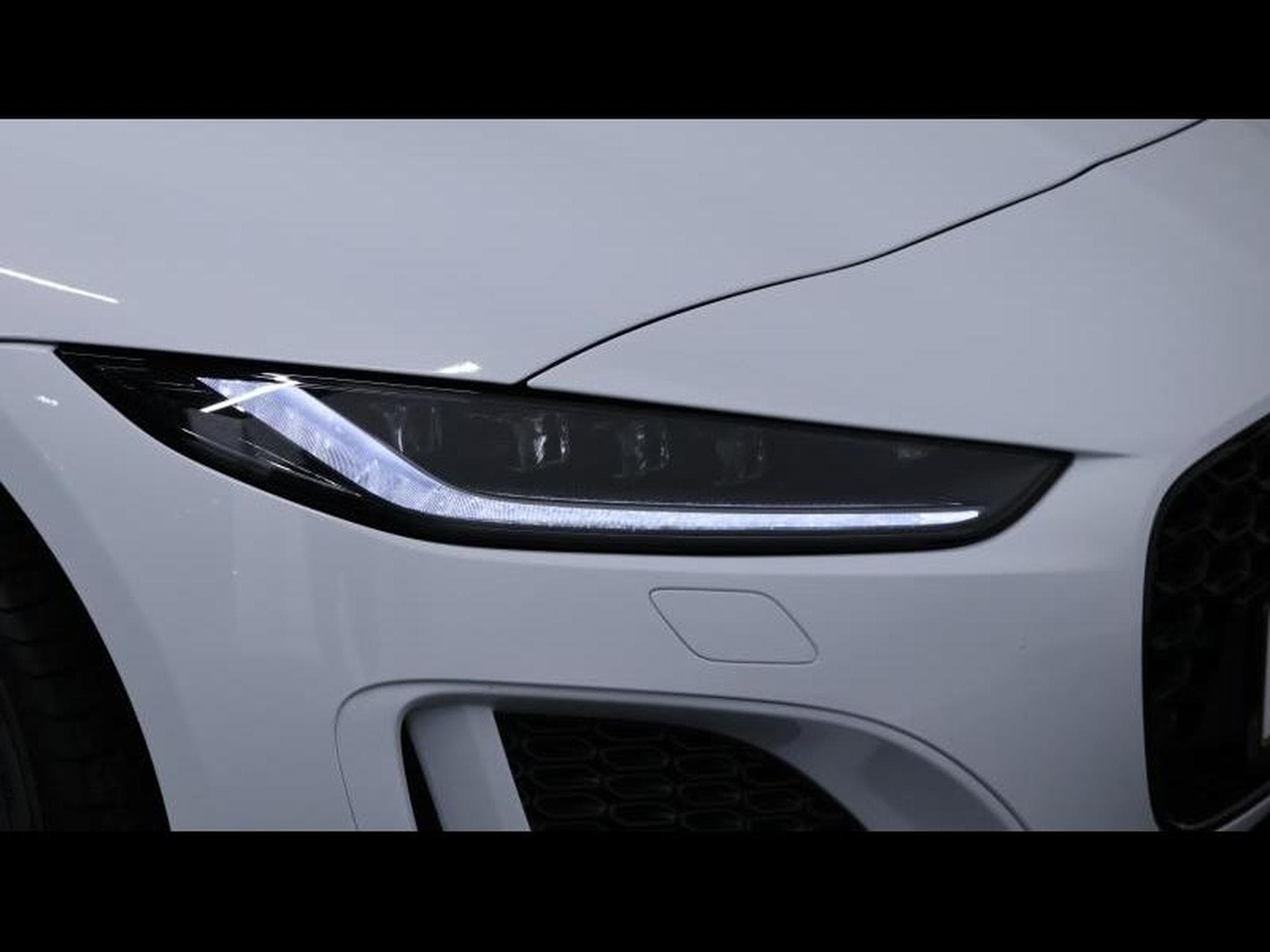 Jaguar F-Type P300 R-Dynamic RWD Convertible (2022) - Foto 21