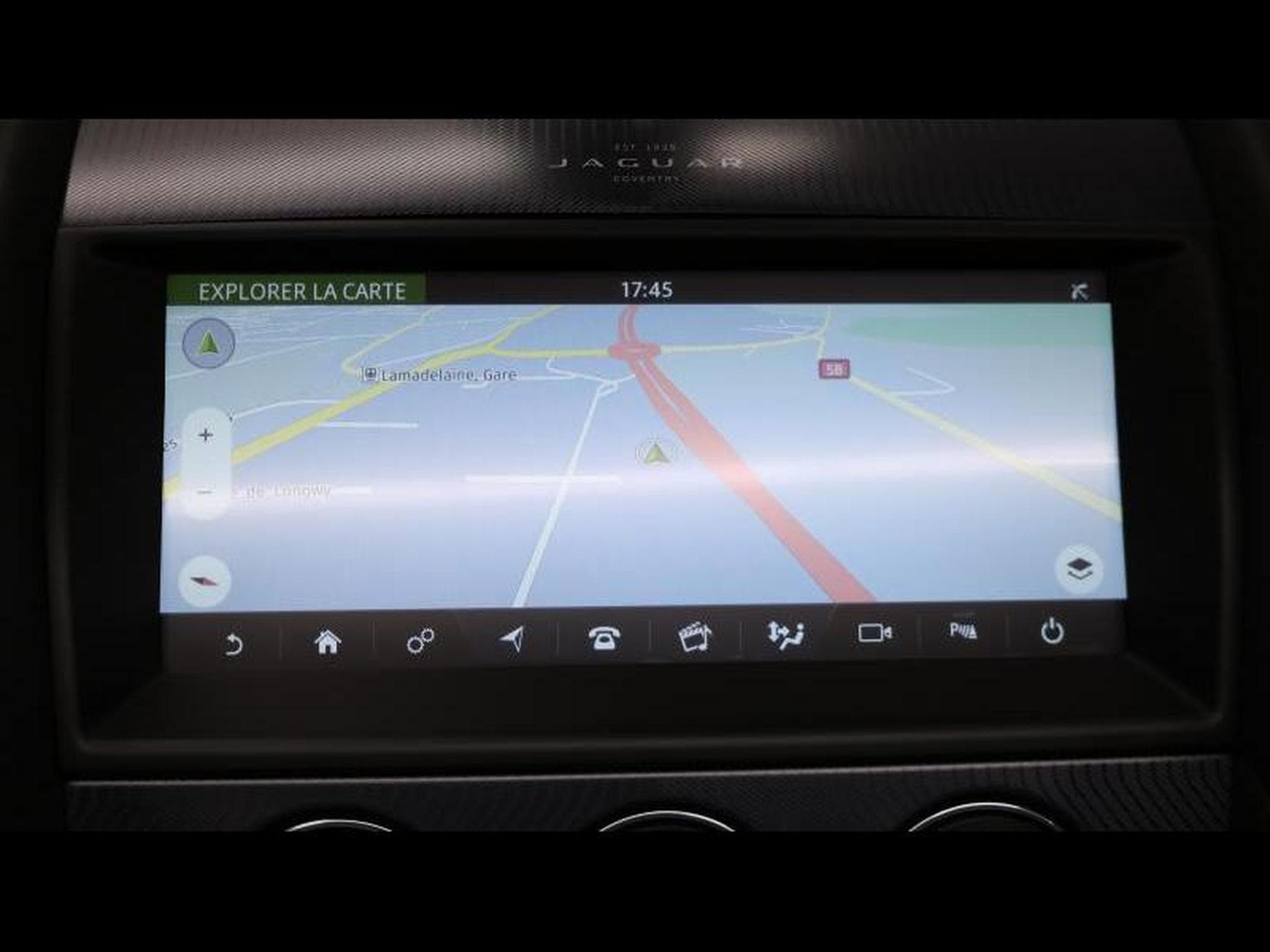 Jaguar F-Type P300 R-Dynamic RWD Convertible (2022) - Foto 37