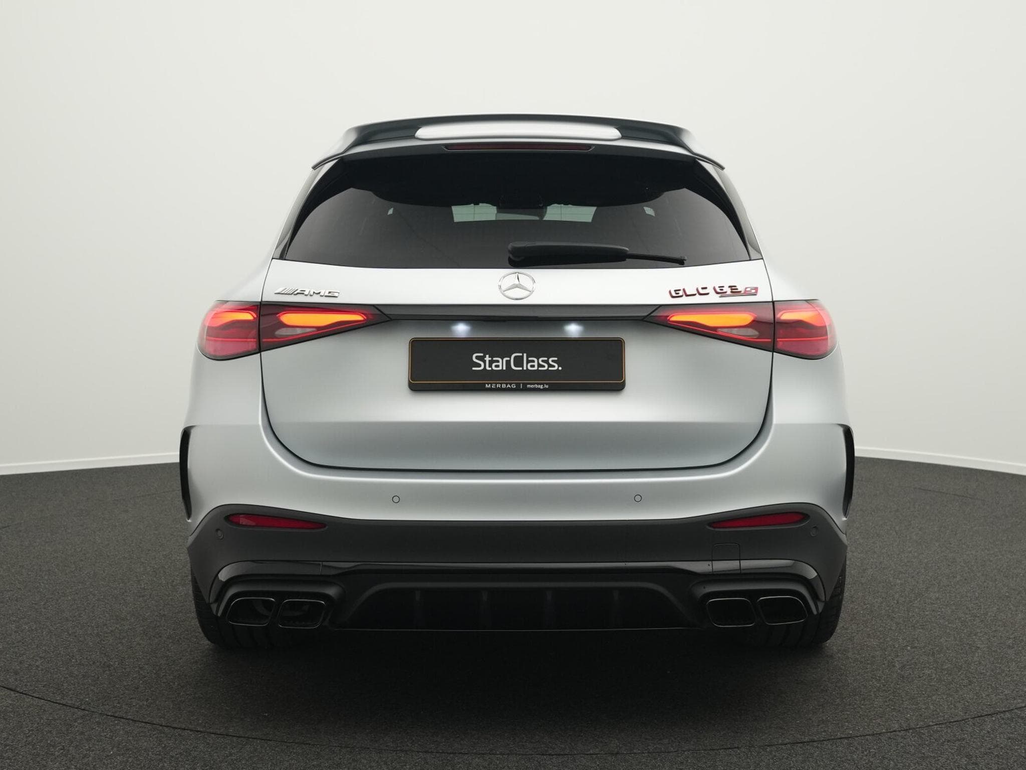 Mercedes GLC 63 AMG GLC 63S E Performance (2024) - Photo 4