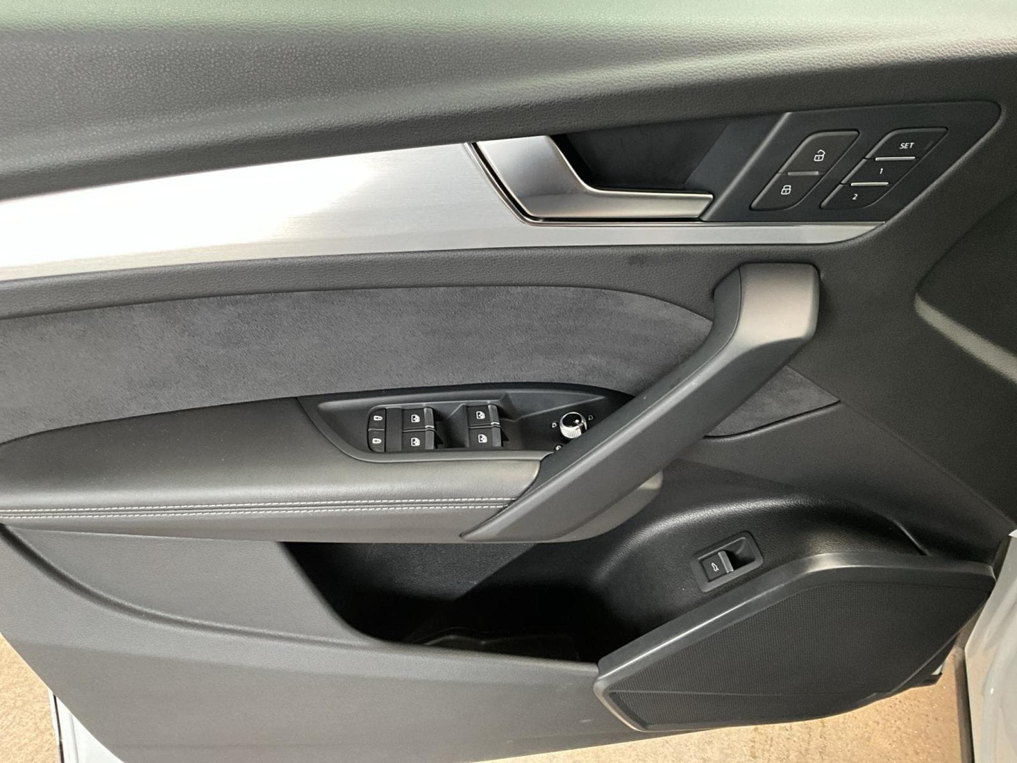 Audi SQ5 SB+Quattro+TipTronic+P.Premium+Pano+StandH+AHK (2023) - Photo 14