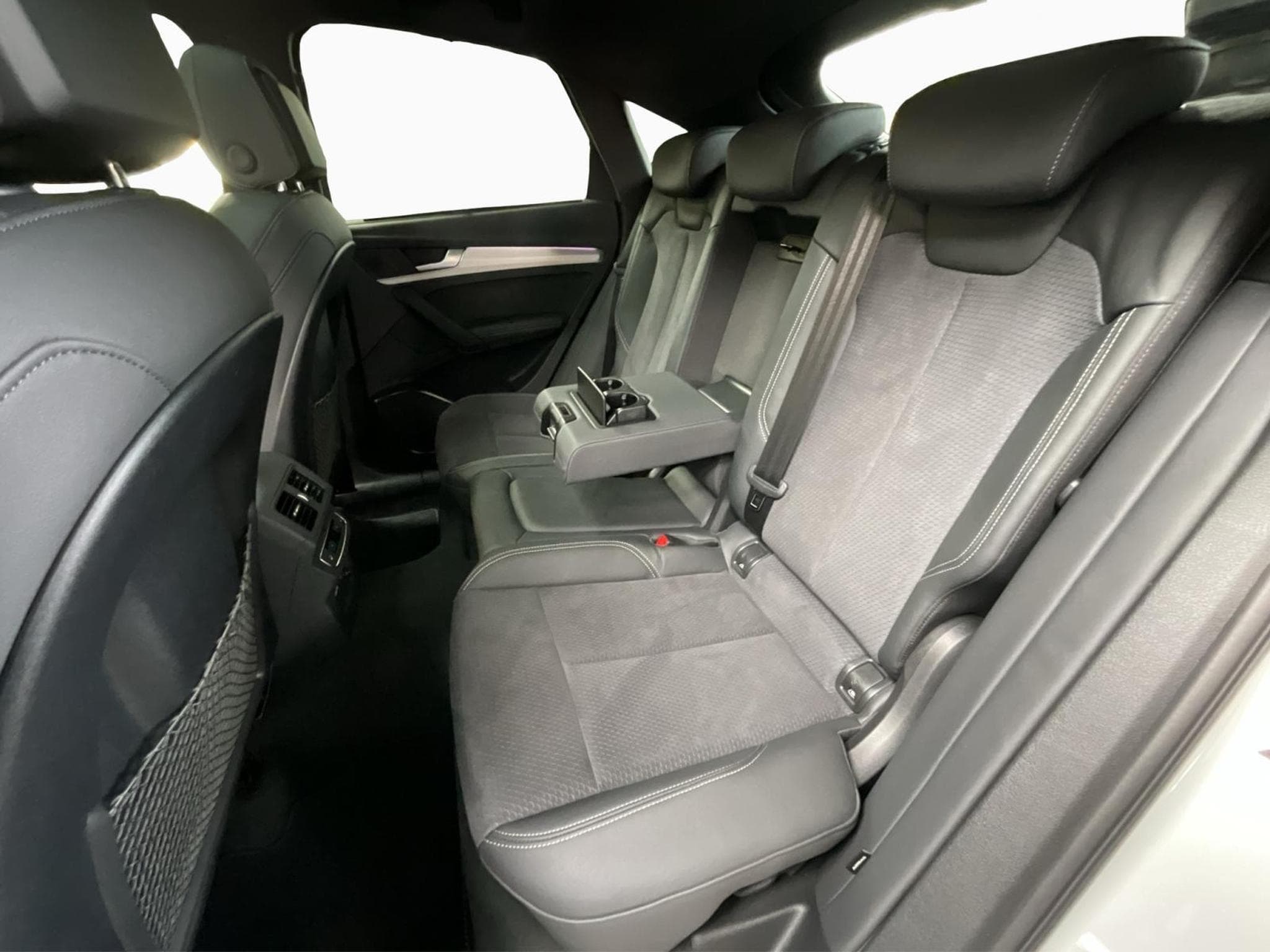 Audi SQ5 SB+Quattro+TipTronic+P.Premium+Pano+StandH+AHK (2023) - Photo 16