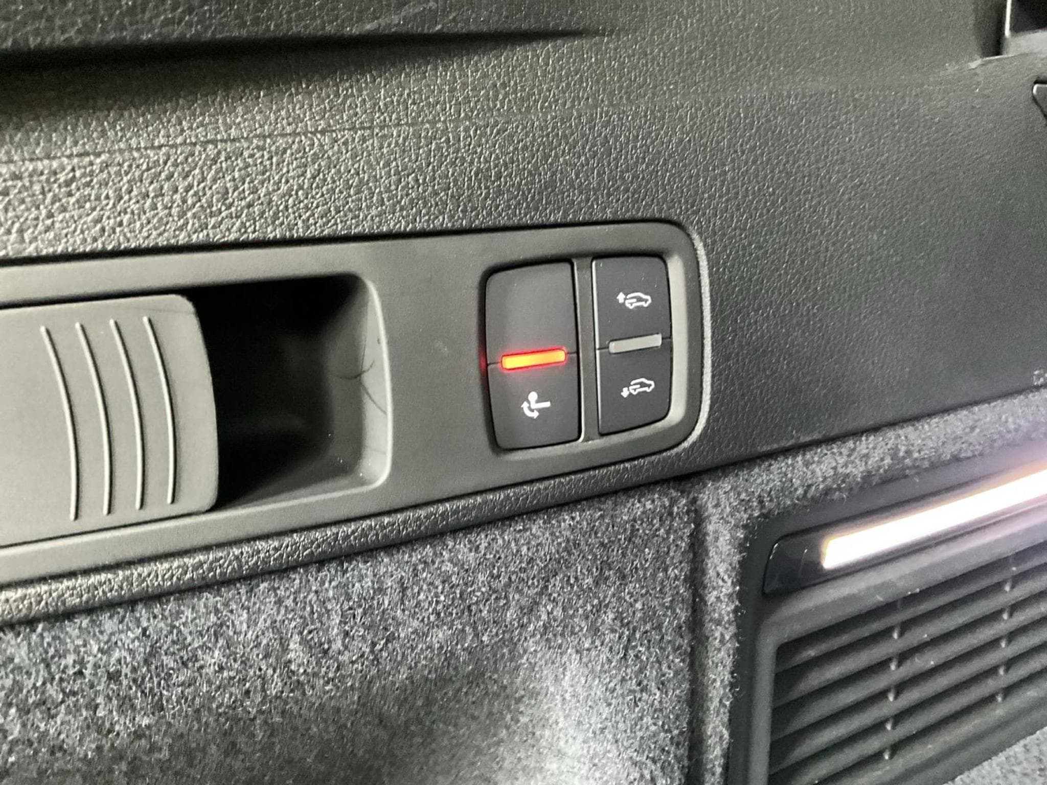Audi SQ5 SB+Quattro+TipTronic+P.Premium+Pano+StandH+AHK (2023) - Photo 19