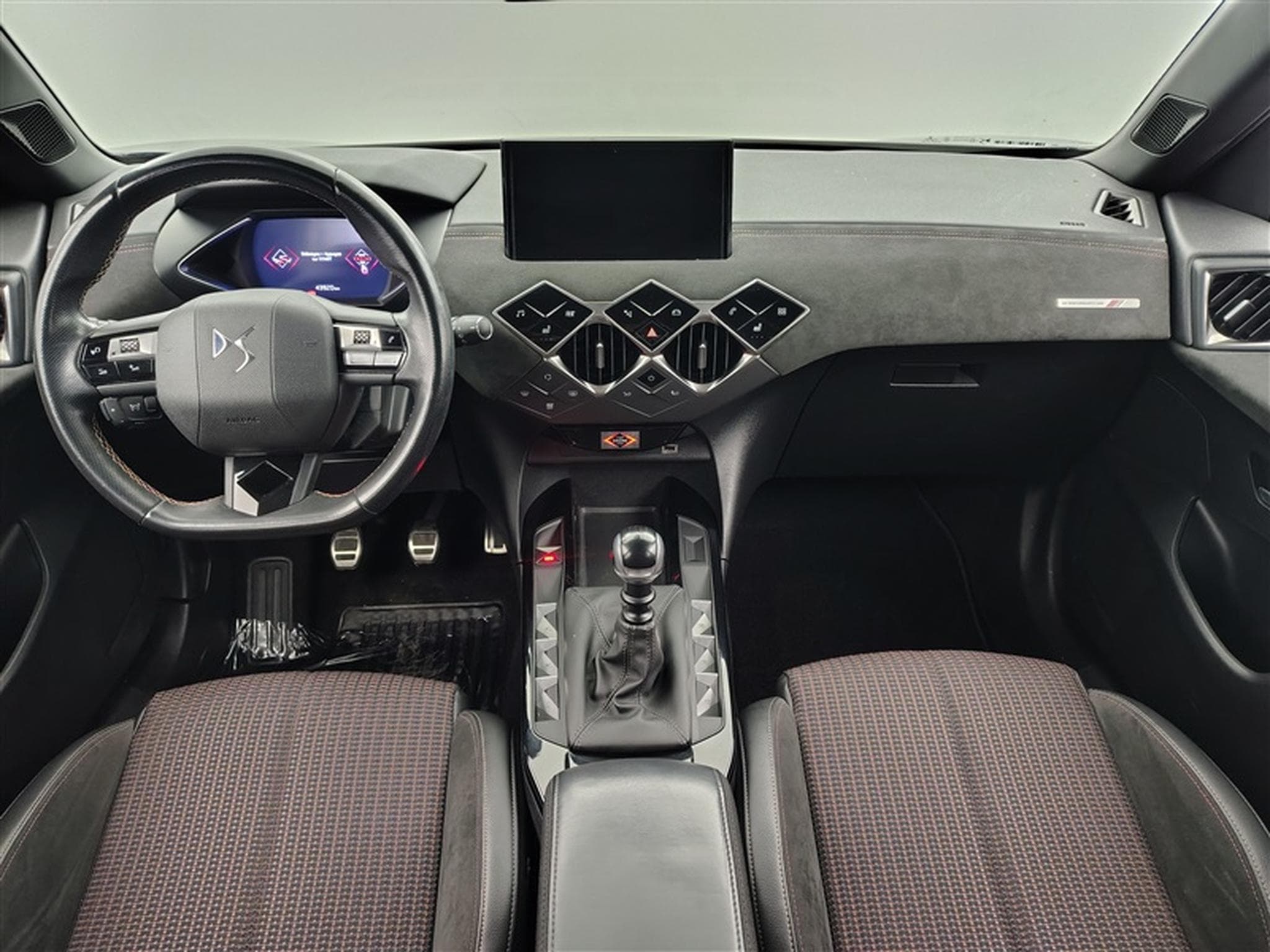 DS Automobiles DS3 1.2 Puretech 100Cv Performance Line CARPLAY / CAMERA (2021) - Photo 8