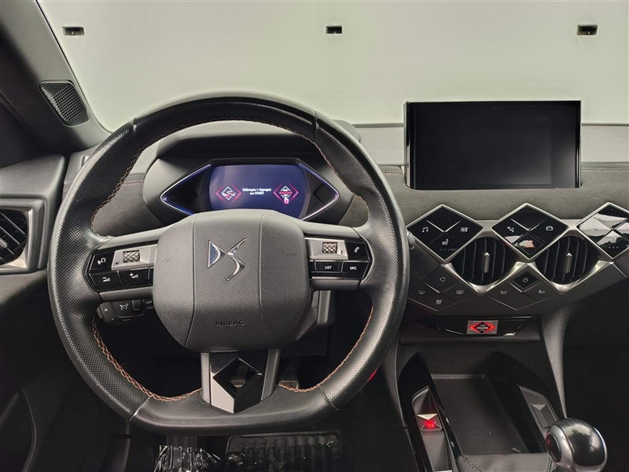 DS Automobiles DS3 1.2 Puretech 100Cv Performance Line CARPLAY / CAMERA (2021) - Photo 9
