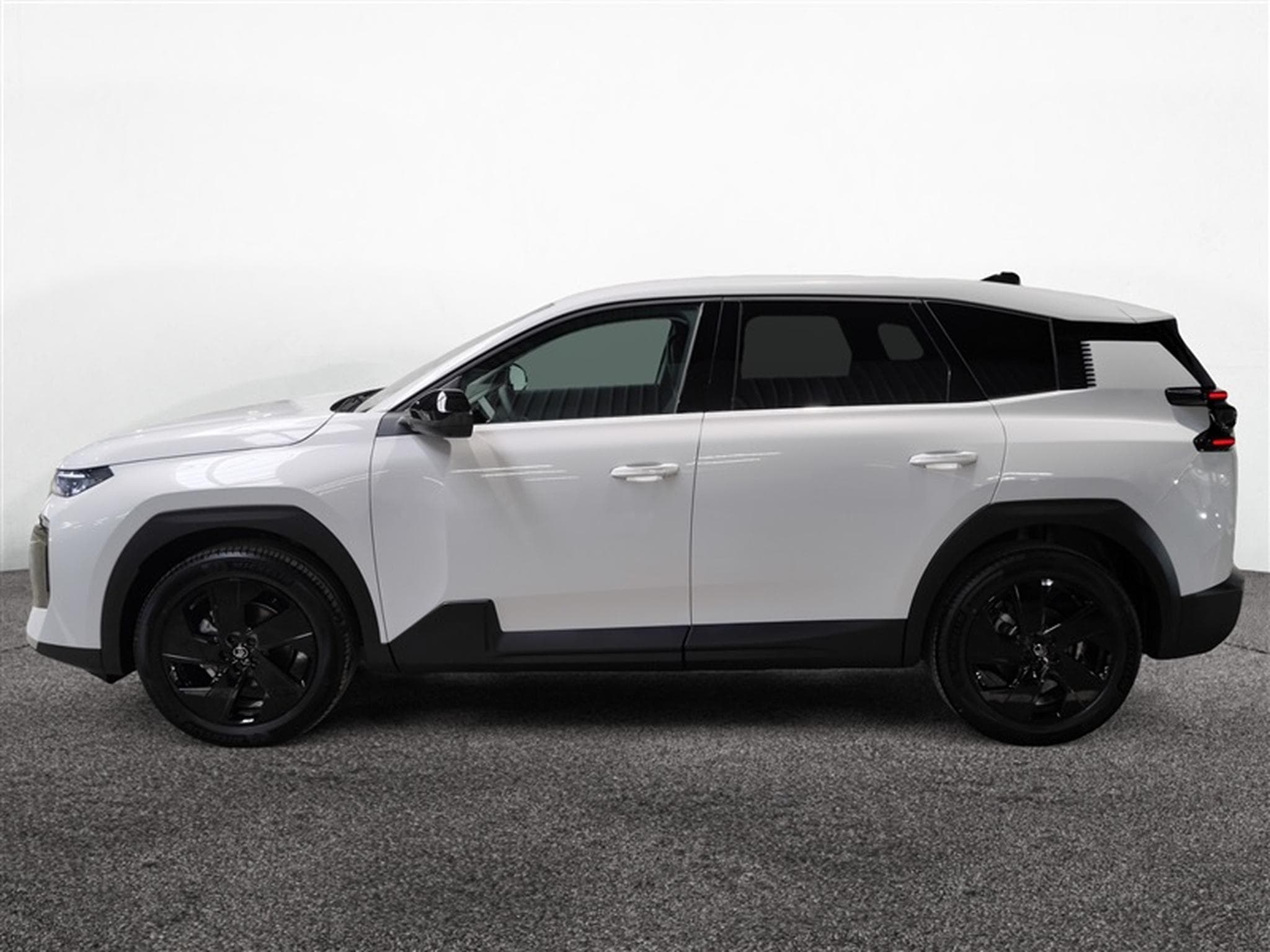 Citroën C5 Aircross 1.2 Hybrid 145cv E-DCS6 Plus NAVI / FULL LED / CAMERA / JA19 (2026) - Photo 3