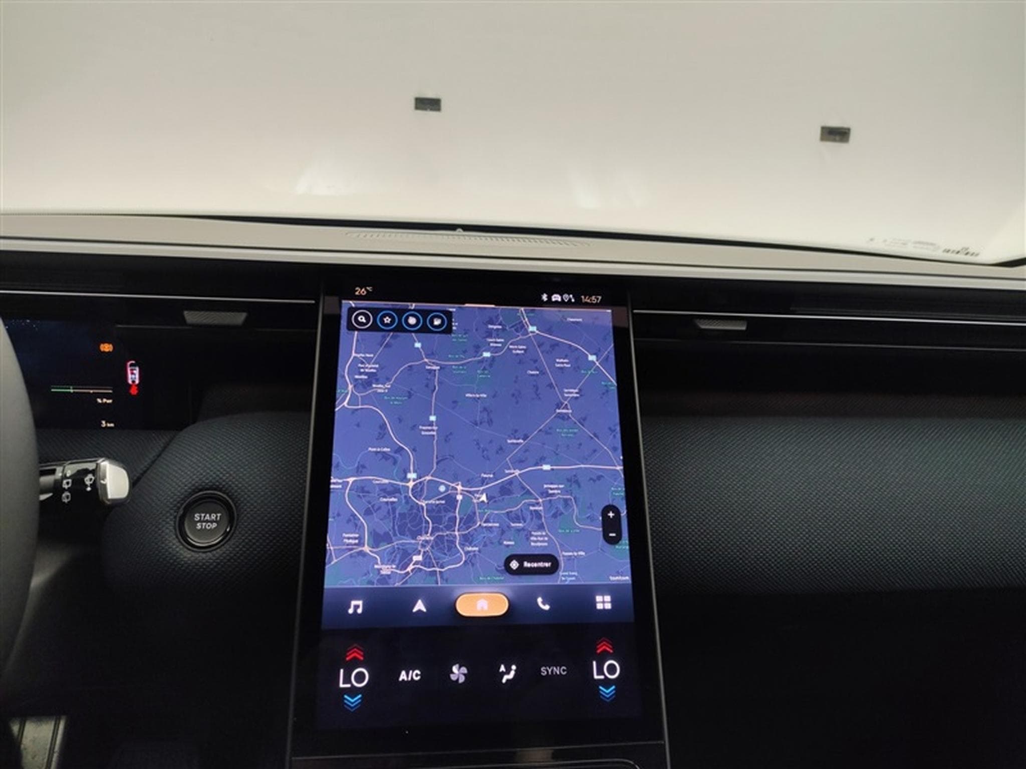 Citroën C5 Aircross 1.2 Hybrid 145cv E-DCS6 Plus NAVI / FULL LED / CAMERA / JA19 (2026) - Photo 11