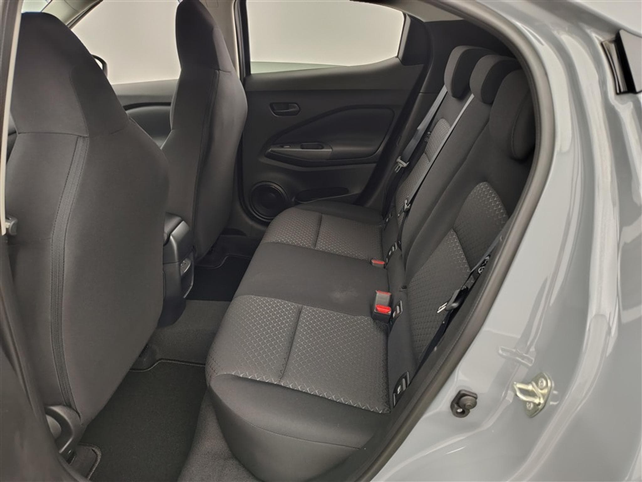 Nissan Juke 1.0 DIG-T 115cv DCT Acenta CARPLAY / FULL LED / CAMERA (2026) - Photo 13