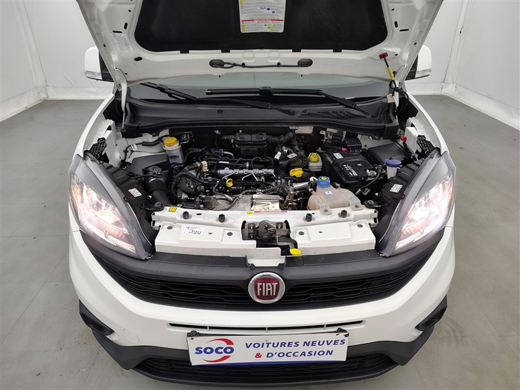 Fiat Doblo 1.6 MJET Cargo CLIM / CARPLAY (2023) - Photo 17