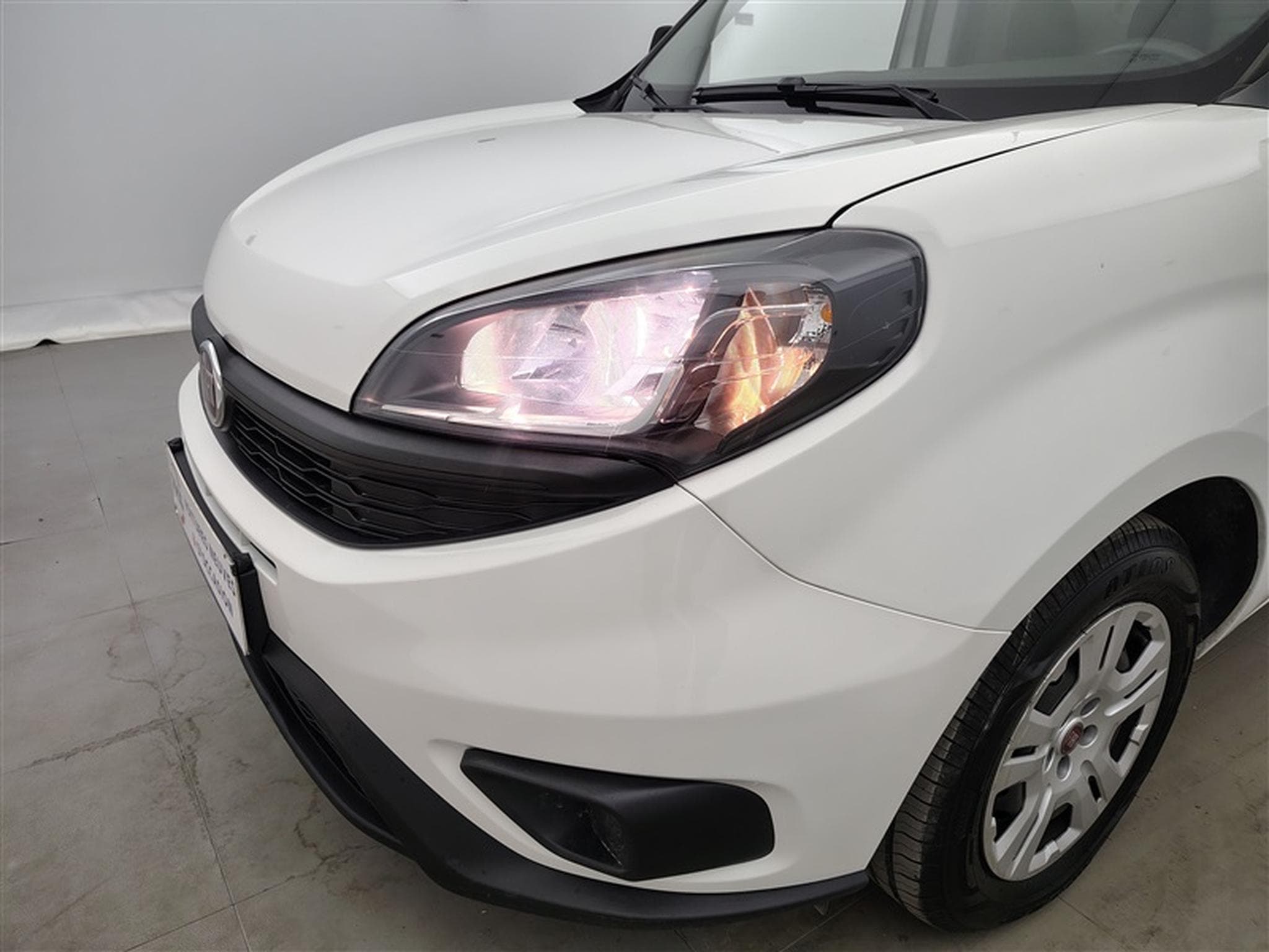 Fiat Doblo 1.6 MJET Cargo CLIM / CARPLAY (2023) - Photo 15
