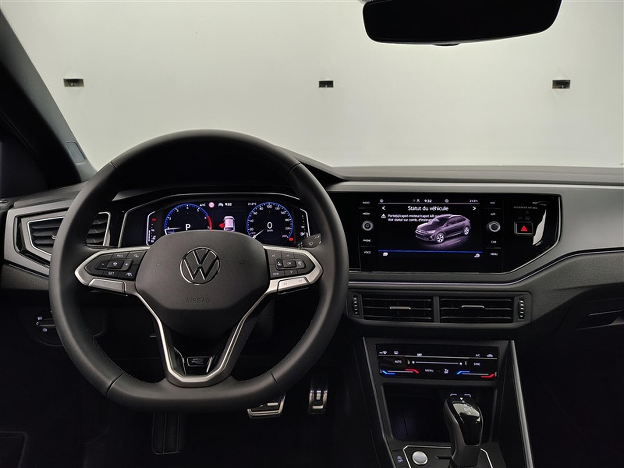 VW Taigo 1.0 TSI 115cv DSG R-Line NAVI / FULL LED / CAMERA / JA 18" (2025) - Photo 9