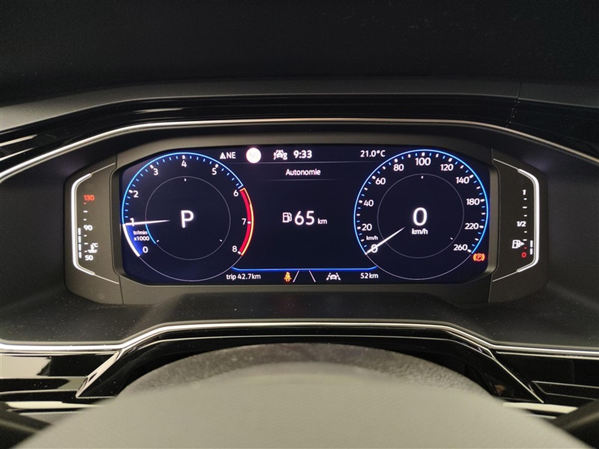 VW Taigo 1.0 TSI 115cv DSG R-Line NAVI / FULL LED / CAMERA / JA 18" (2025) - Photo 10