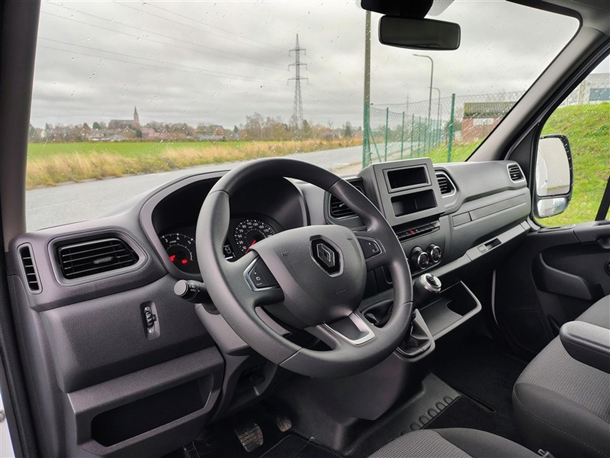 Renault Master 2.3 dCi 136cv L1H2 Confort (2021) - Photo 8