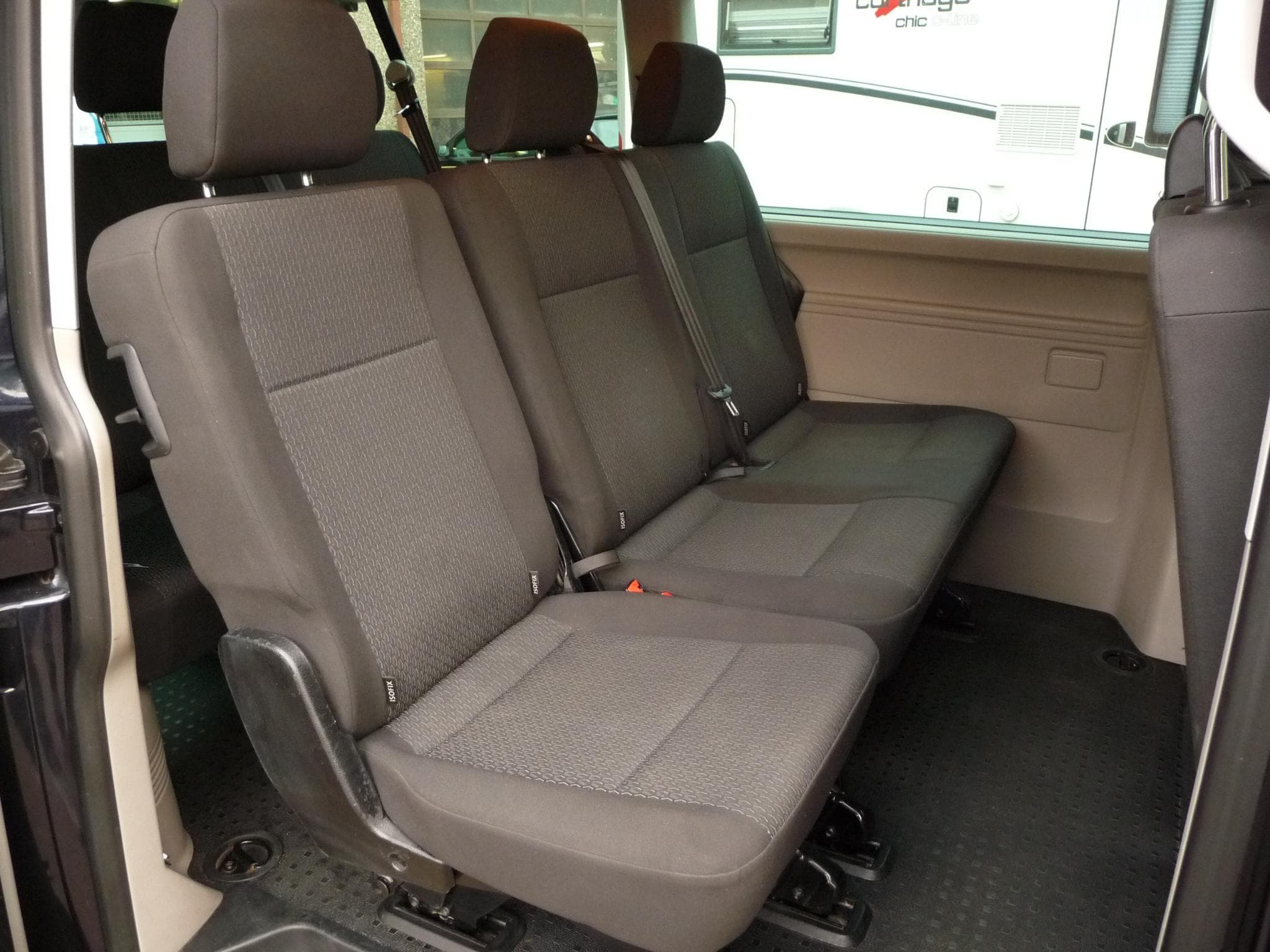 VW T6.1 TRANSPORTER (2018) - Photo 5