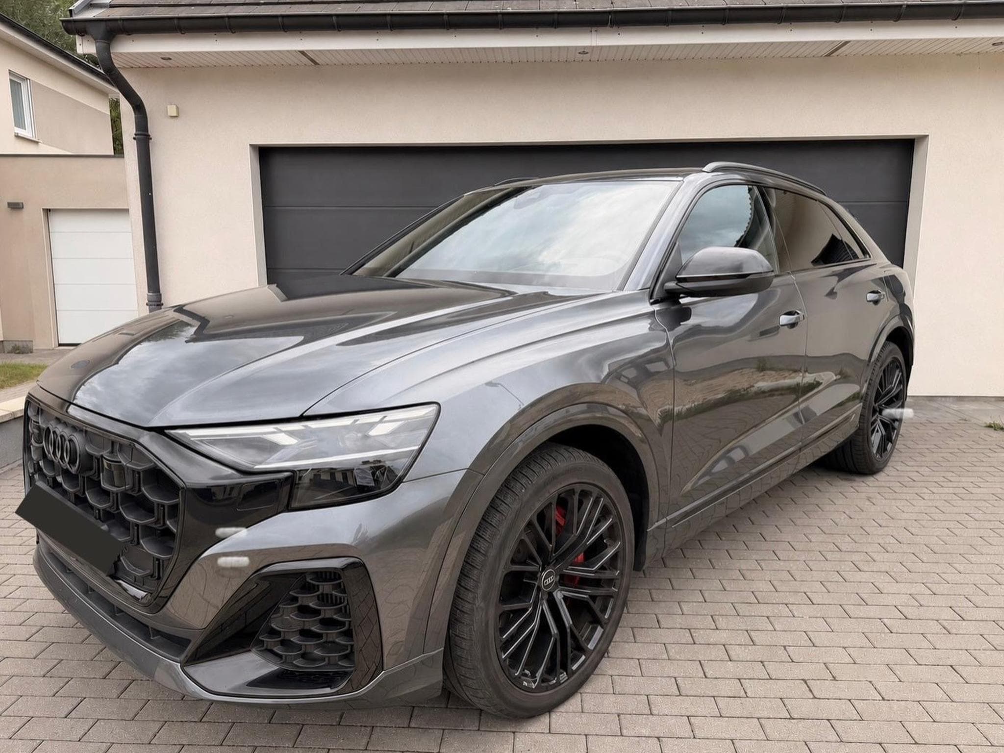 Audi Q8 60 TFSI e Quattro 490 ch - Garantie Audi (2025) - Photo 1