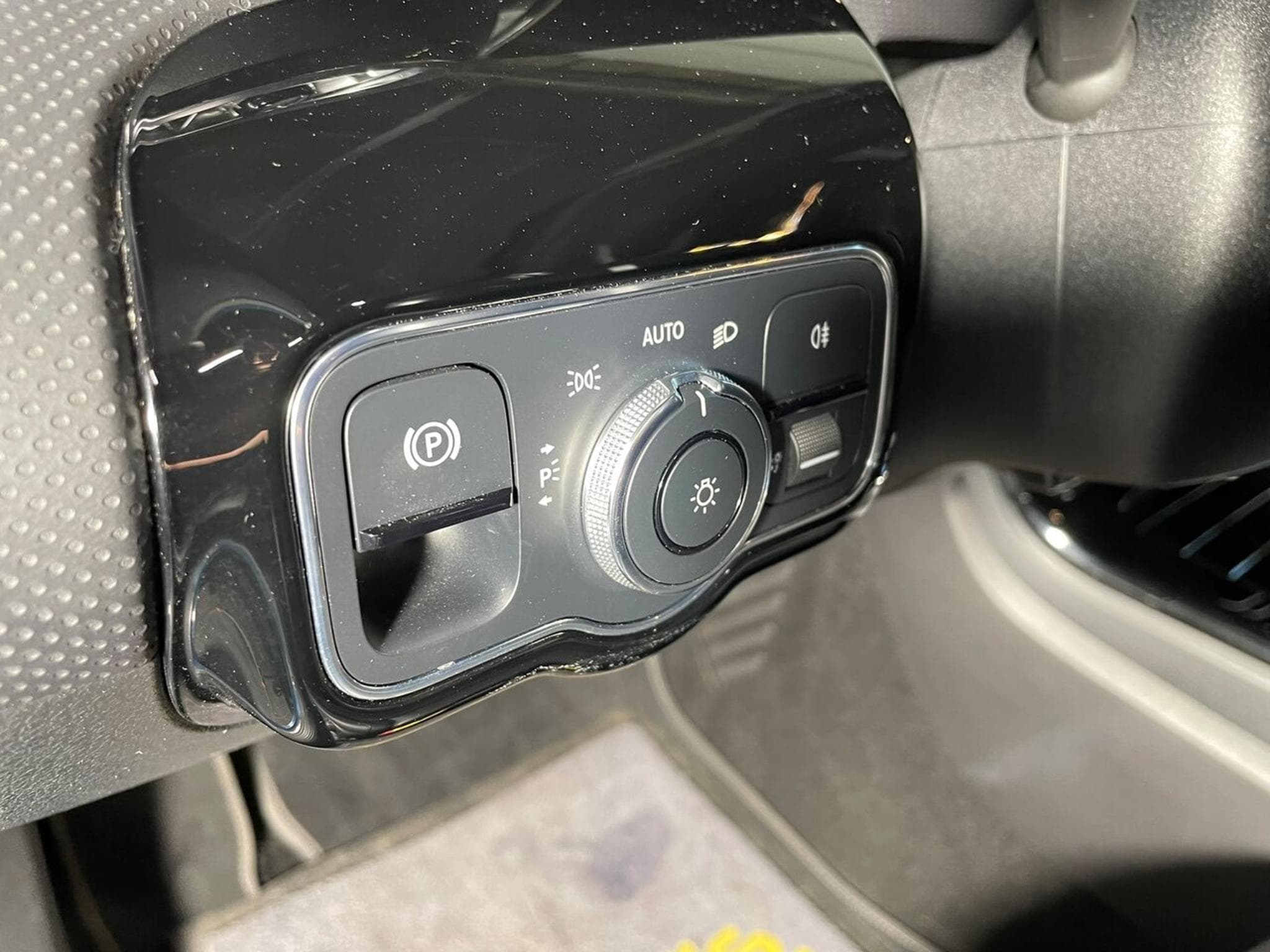 Mercedes A 200 150 DCT PROGRESSIVE LINE GPS (2021) - Photo 5