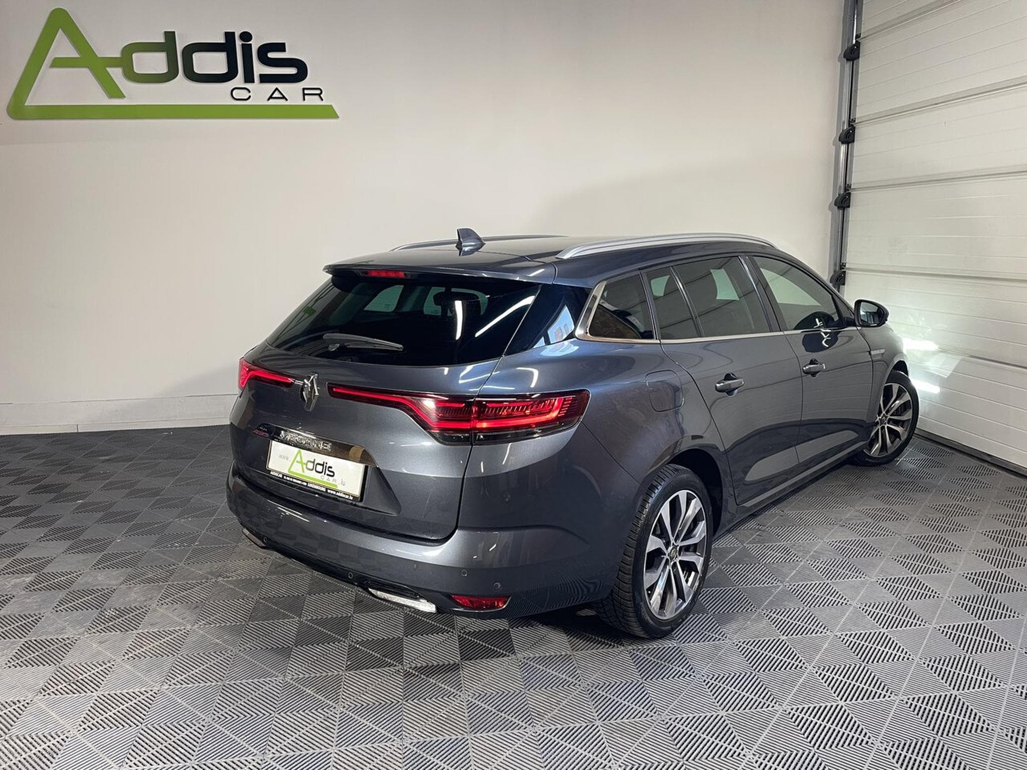 Renault Megane IV ESTATE 1.5 BlueDCI 115 EDC INTENS GPS (2021) - Foto 2