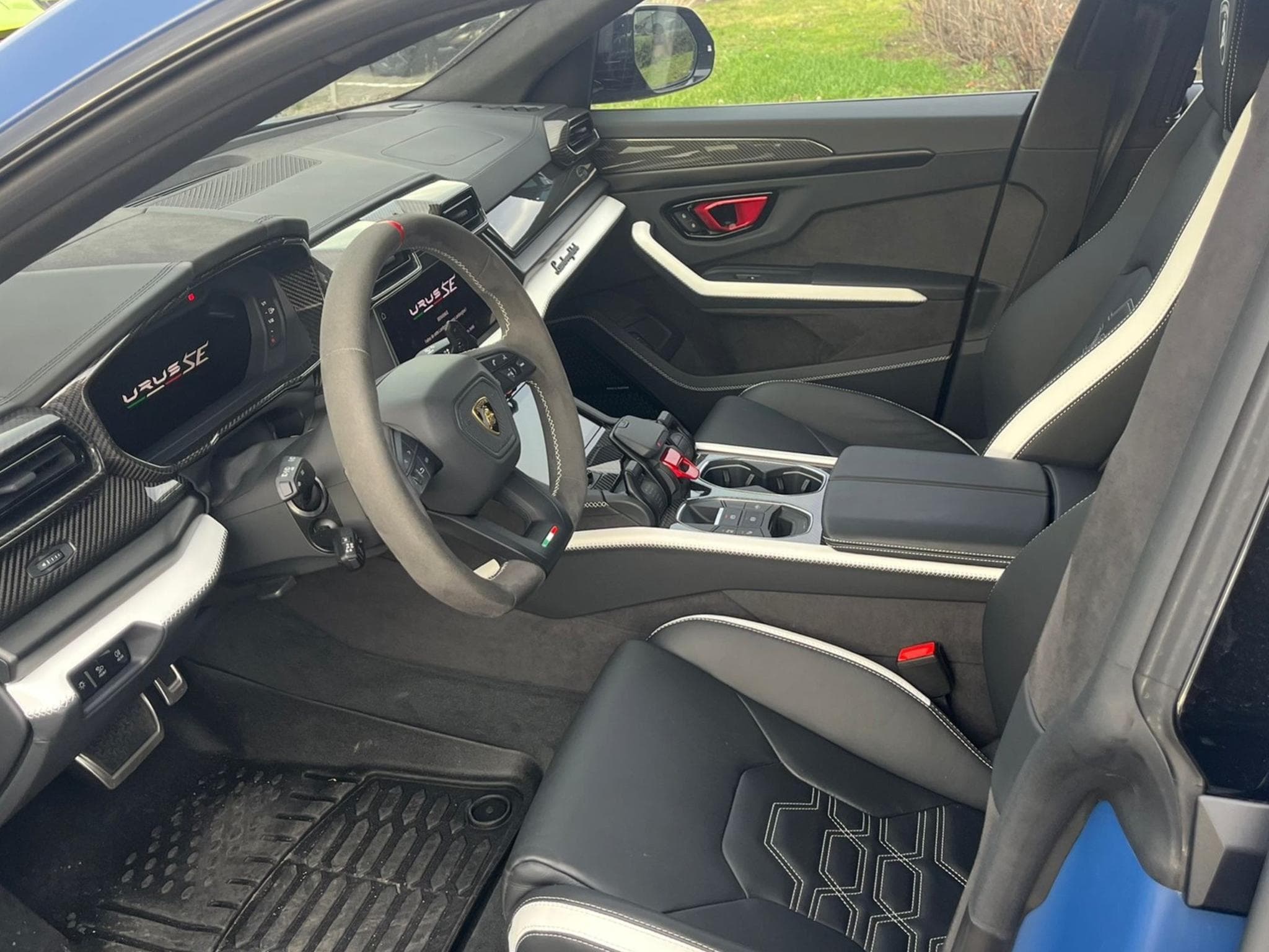 Lamborghini Urus (2025) - Foto 2