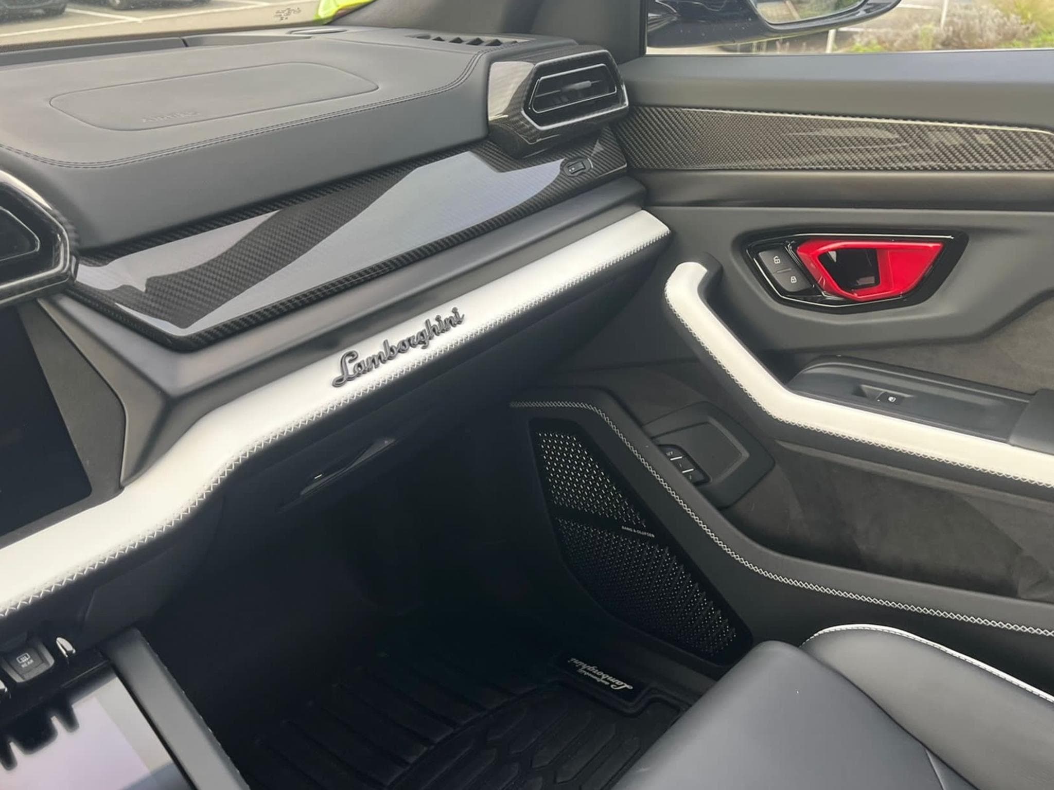 Lamborghini Urus (2025) - Foto 9