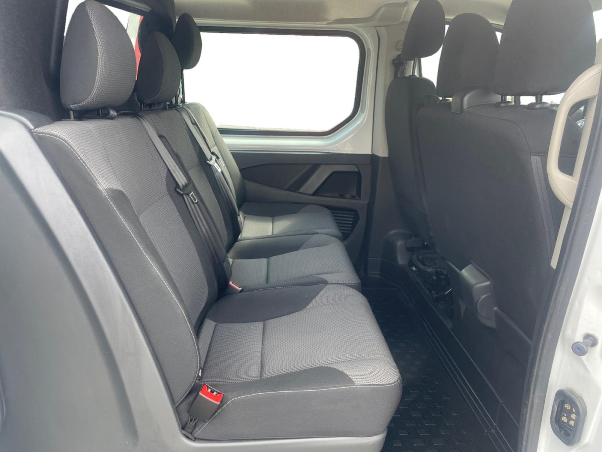 Renault Trafic Double Cabine Confort L2H1 2T9 Blue dCi 130 (2023) - Photo 9