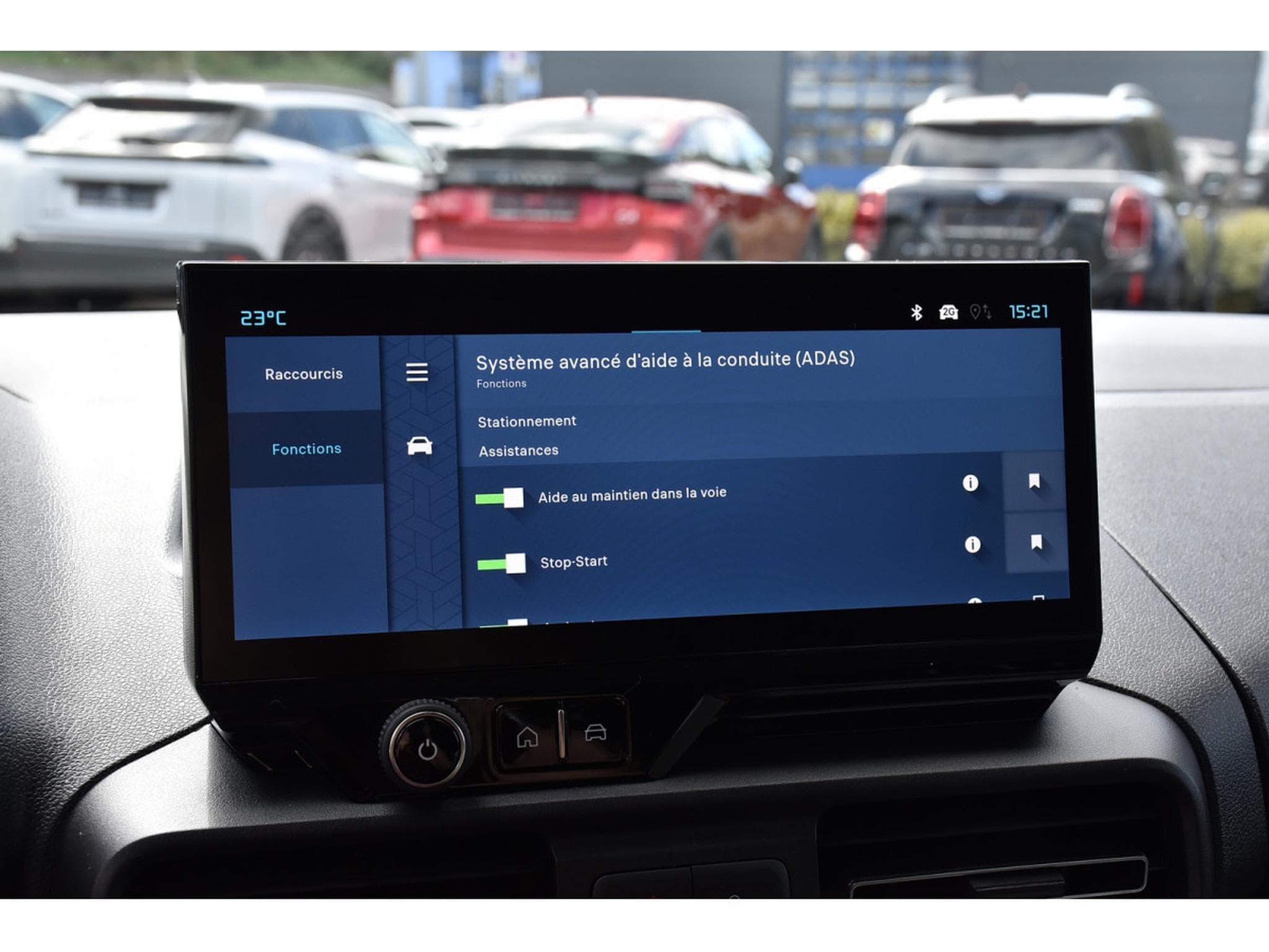 Citroën Berlingo 1.5 BlueHDI 130 EAT8 5 Pl. REGUL SMARTPHONE LED NEUF (2026) - Photo 12
