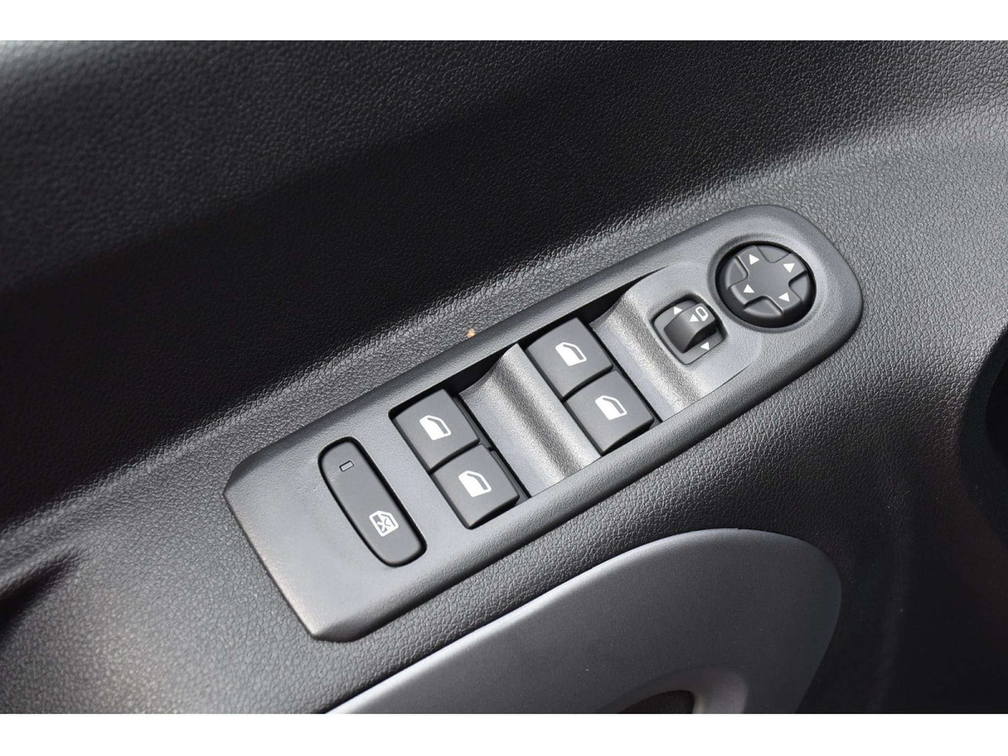 Citroën Berlingo 1.5 BlueHDI 130 EAT8 5 Pl. REGUL SMARTPHONE LED NEUF (2026) - Photo 19