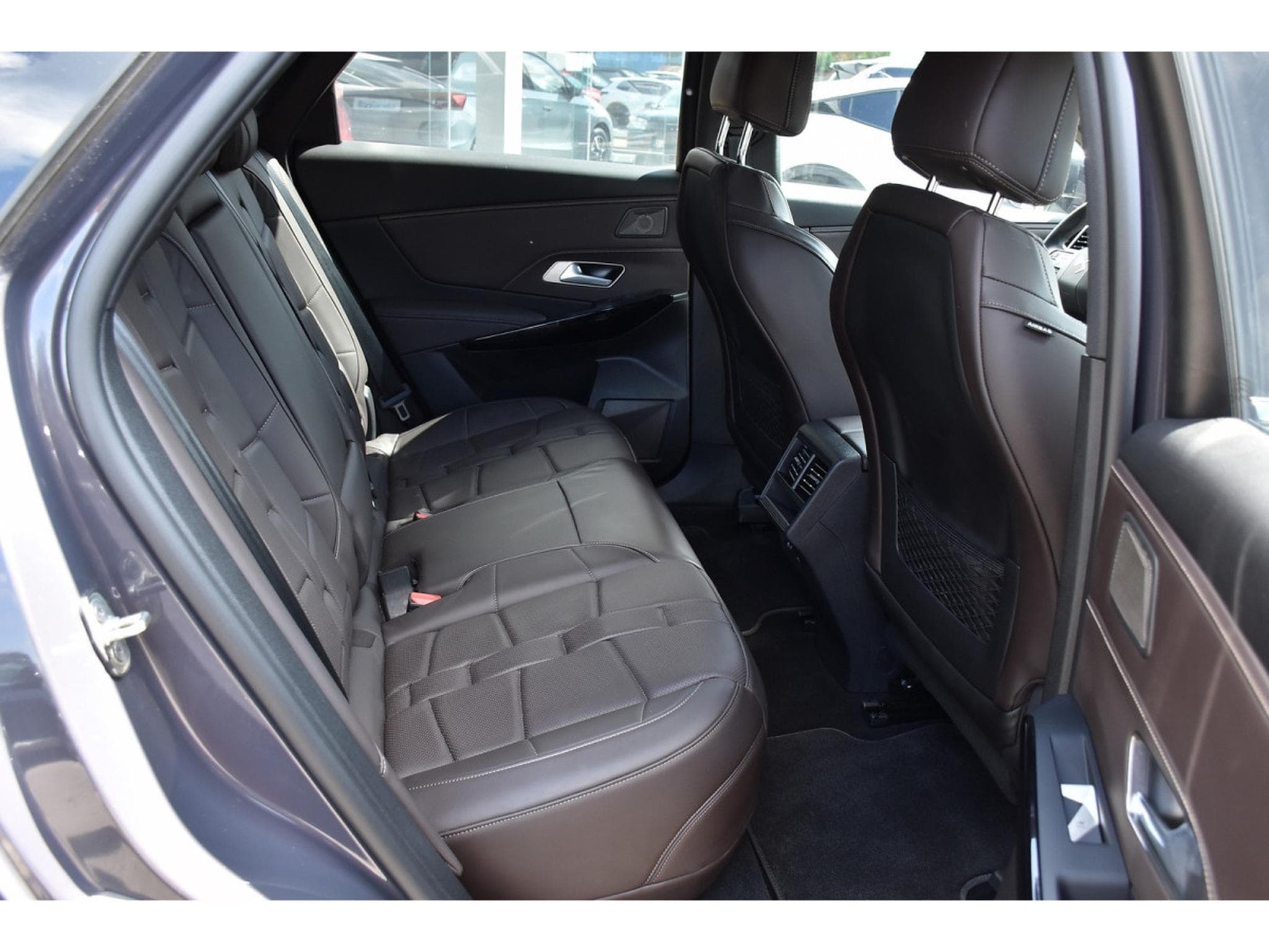DS Automobiles DS7 1.6 Hybrid PHEV 300 AWD Antoine de Saint Exupéry MEMO CAM360 (2024) - Photo 8