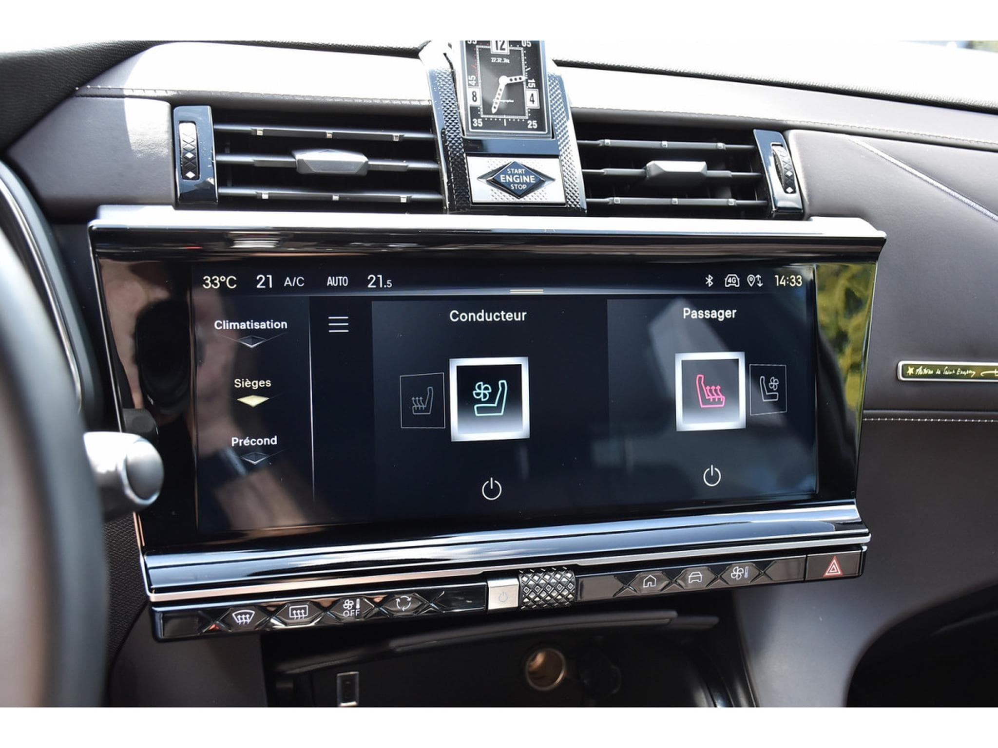 DS Automobiles DS7 1.6 Hybrid PHEV 300 AWD Antoine de Saint Exupéry MEMO CAM360 (2024) - Photo 13