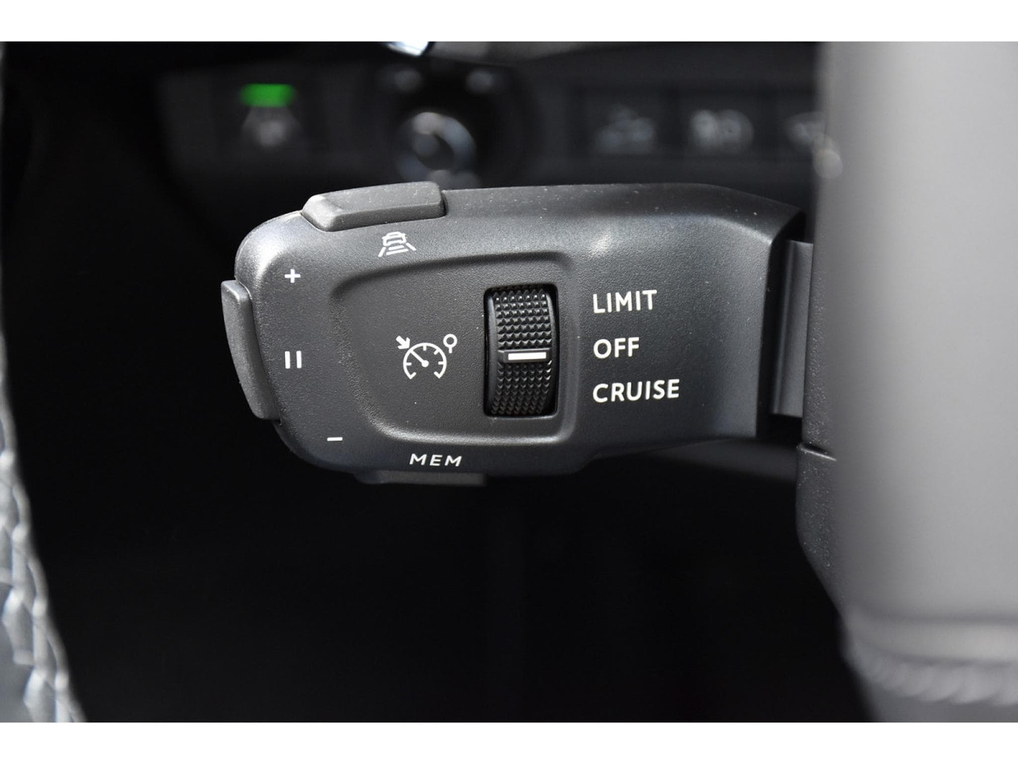 DS Automobiles DS7 1.6 Hybrid PHEV 300 AWD Antoine de Saint Exupéry MEMO CAM360 (2024) - Photo 19