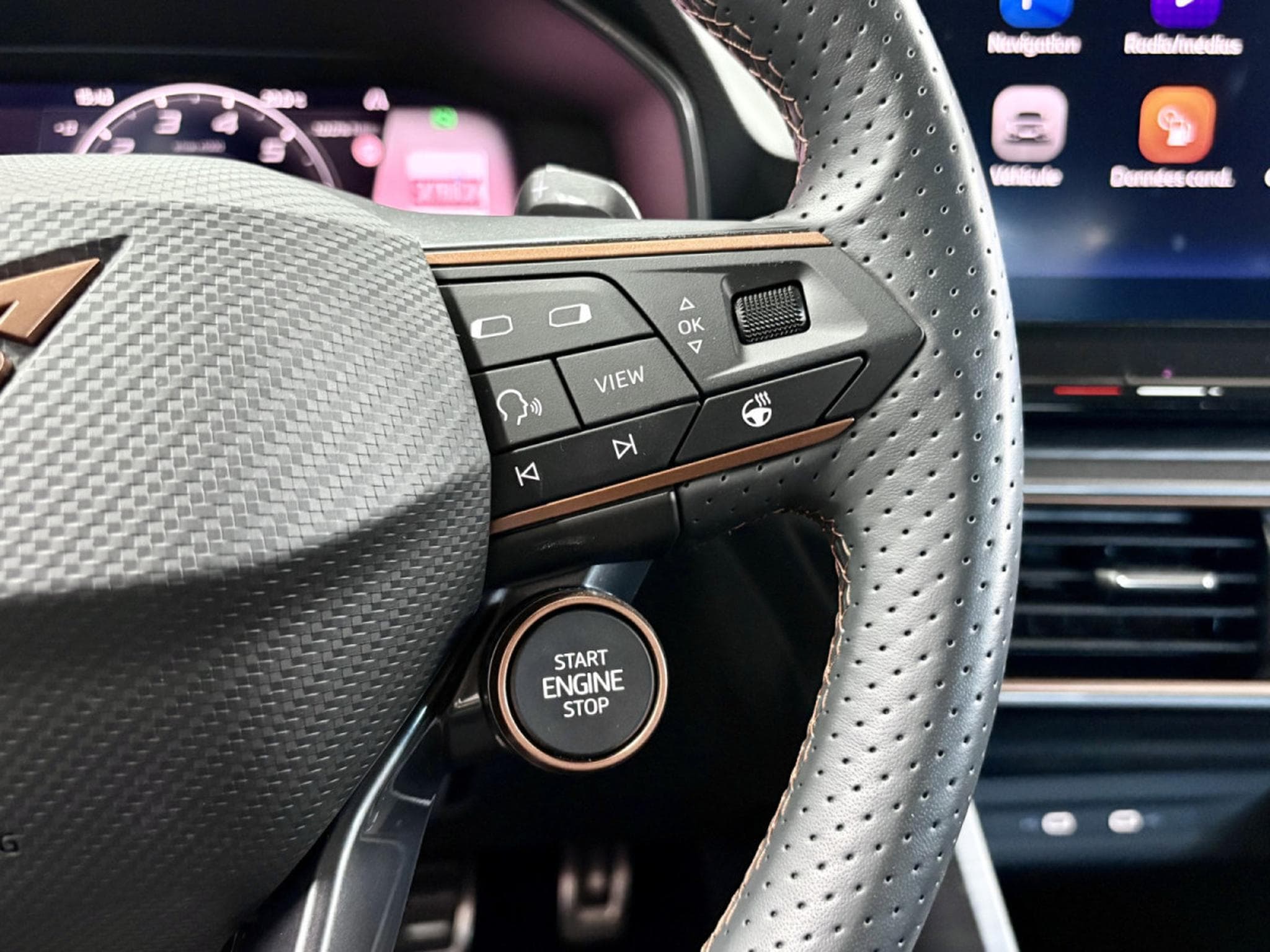 Cupra Leon VZ 2.0 TSI 300CV *VSS* BEATS * CAM *  MATRIX * (2024) - Photo 9
