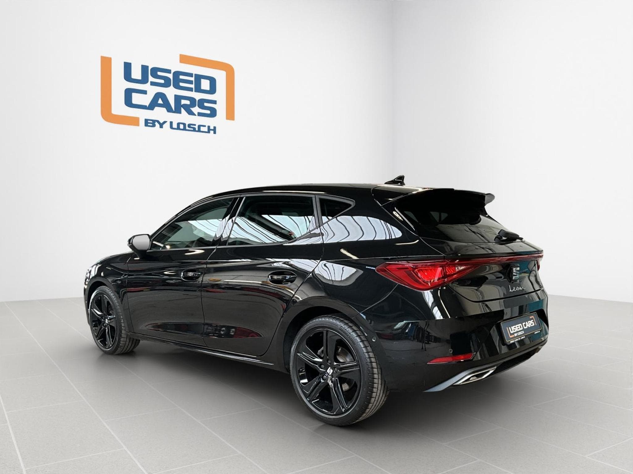 Seat Leon FR+Black-Edition+Matrix-LED+P.Vision+ (2025) - Photo 6