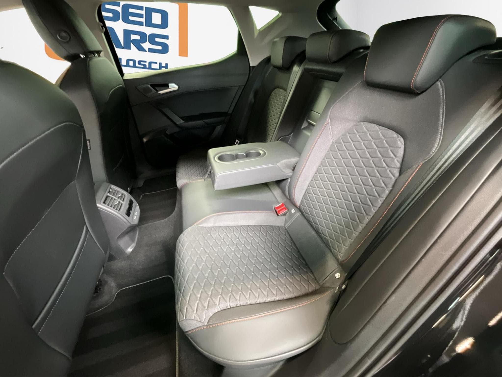 Seat Leon FR+Black-Edition+Matrix-LED+P.Vision+ (2025) - Photo 15
