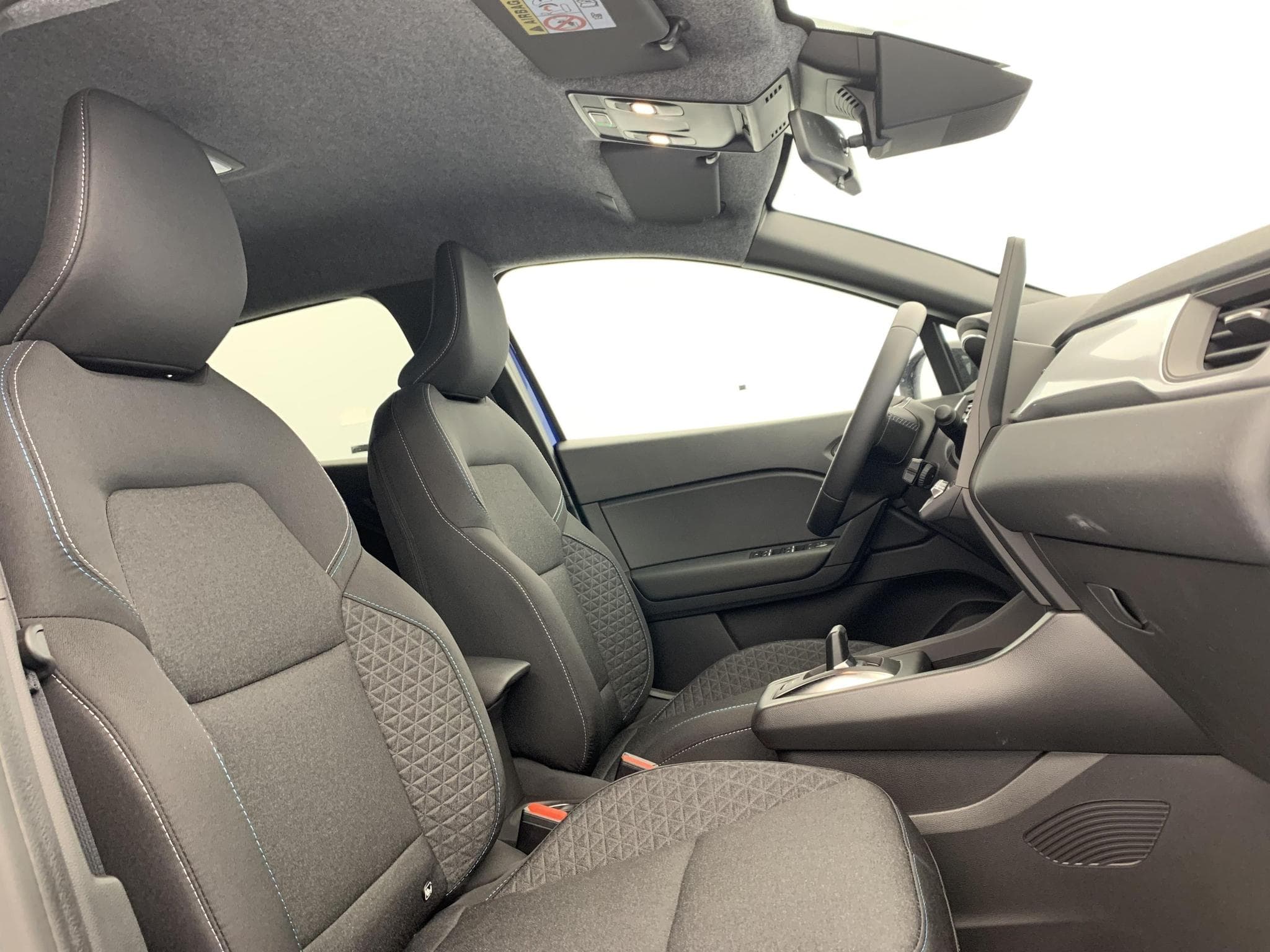 Renault CAPTUR E-Tech full hybrid 160 ch Evolution (2026) - Photo 9