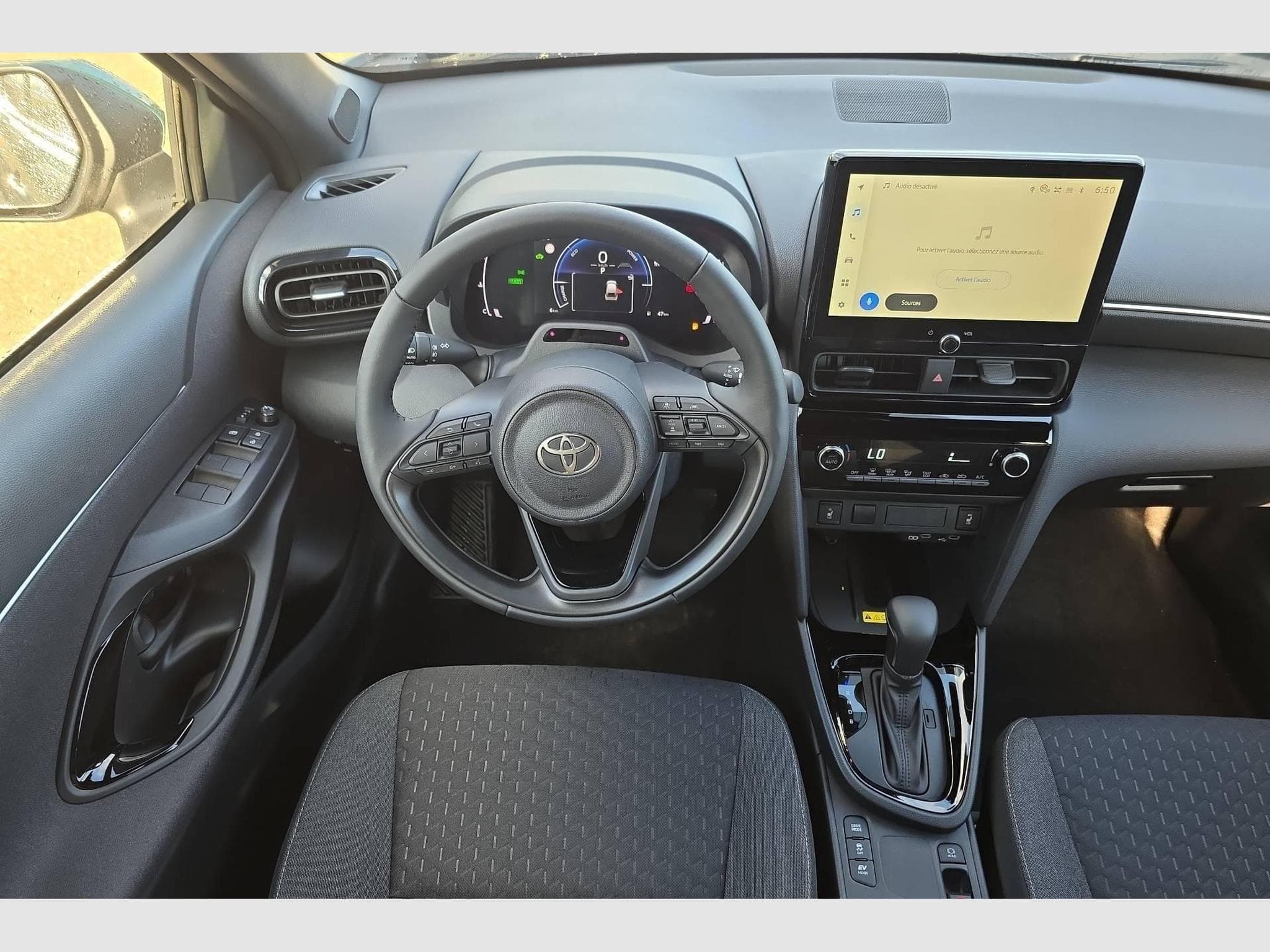 Toyota Yaris Cross 130h 2WD Design (2026) - Photo 13