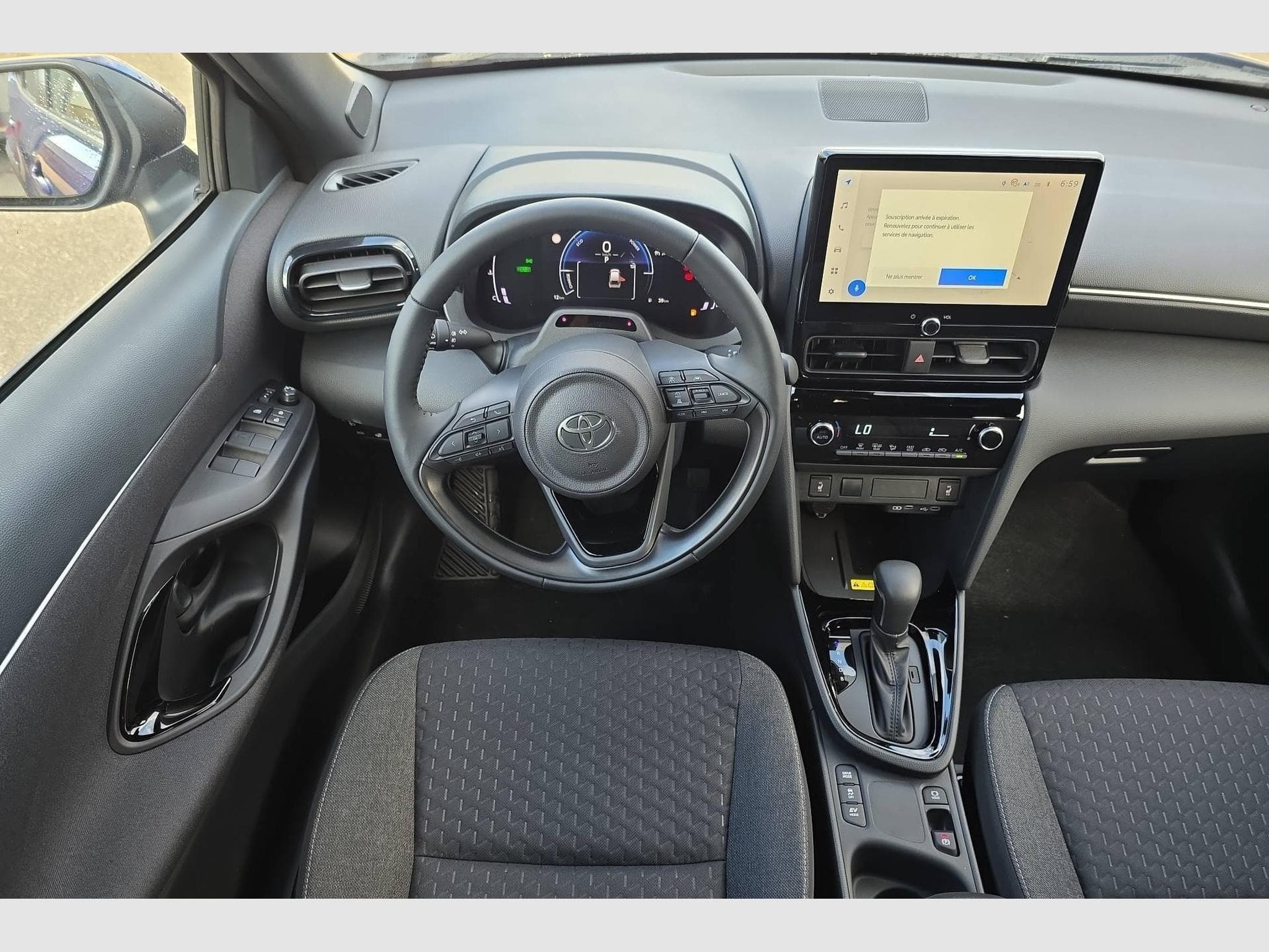 Toyota Yaris Cross 130h 2WD Design (2026) - Foto 13