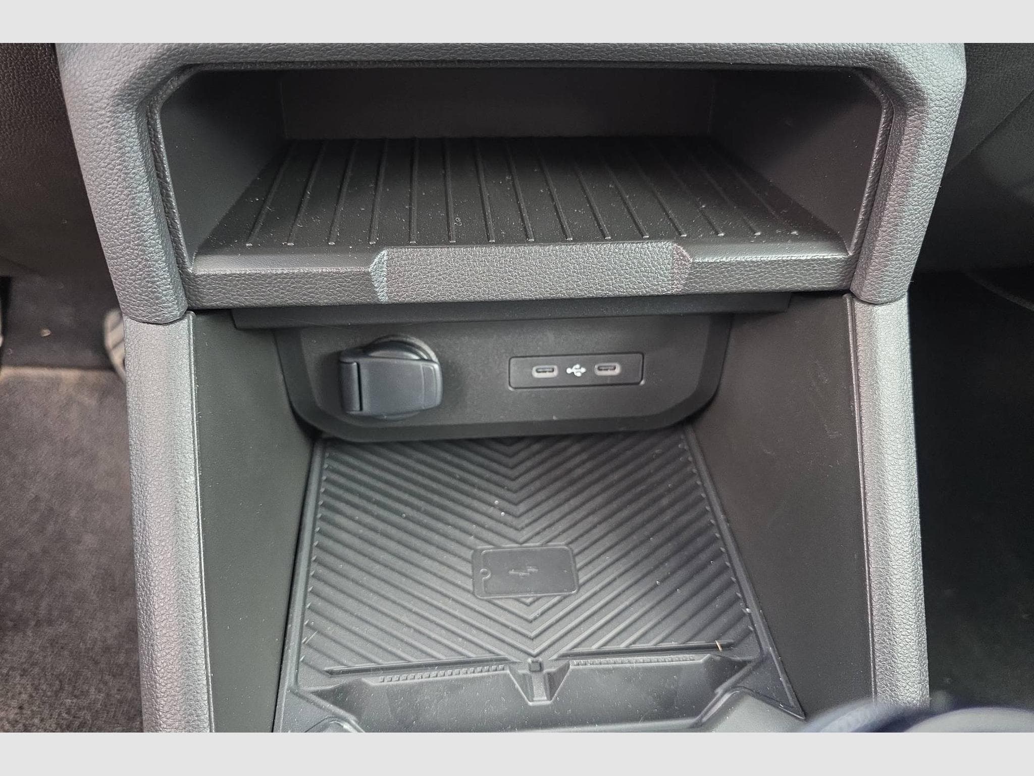Dacia BIGSTER Mild Hybrid 140 Journey (2026) - Foto 19