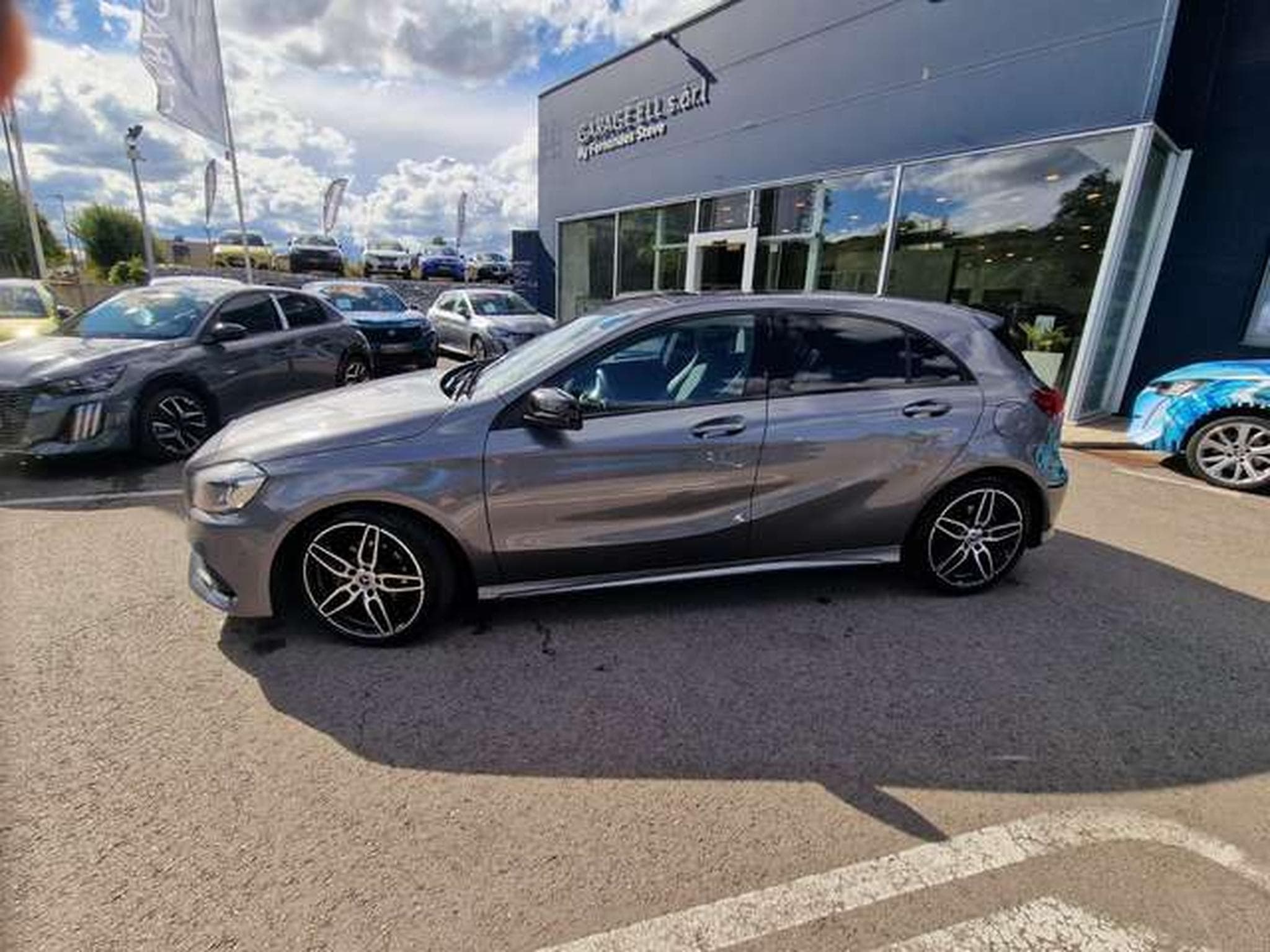 Mercedes A 200 AMG-Line (2017) - Photo 3