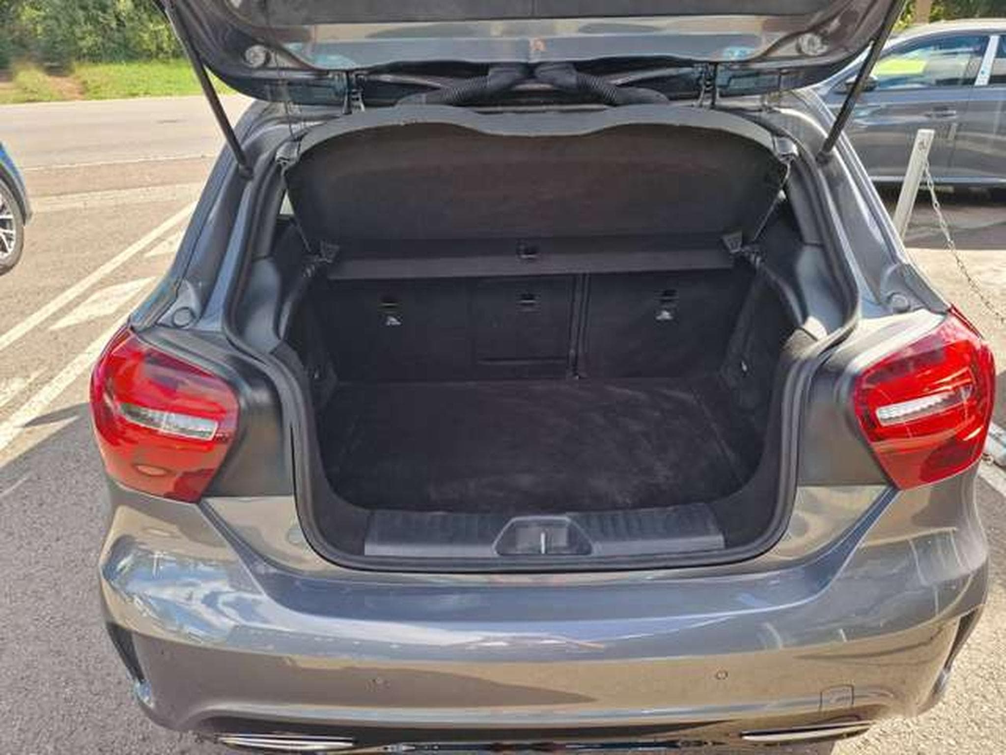 Mercedes A 200 AMG-Line (2017) - Photo 5