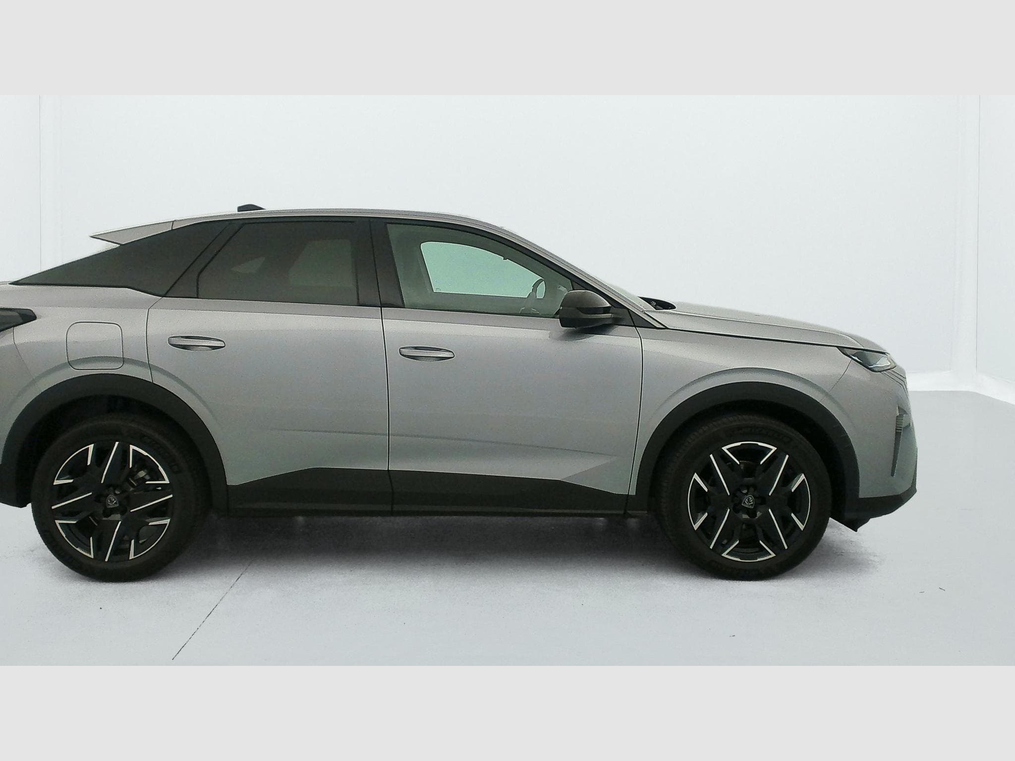 Peugeot 3008 Hybrid 145 e-DCS6 Allure (2025) - Foto 8