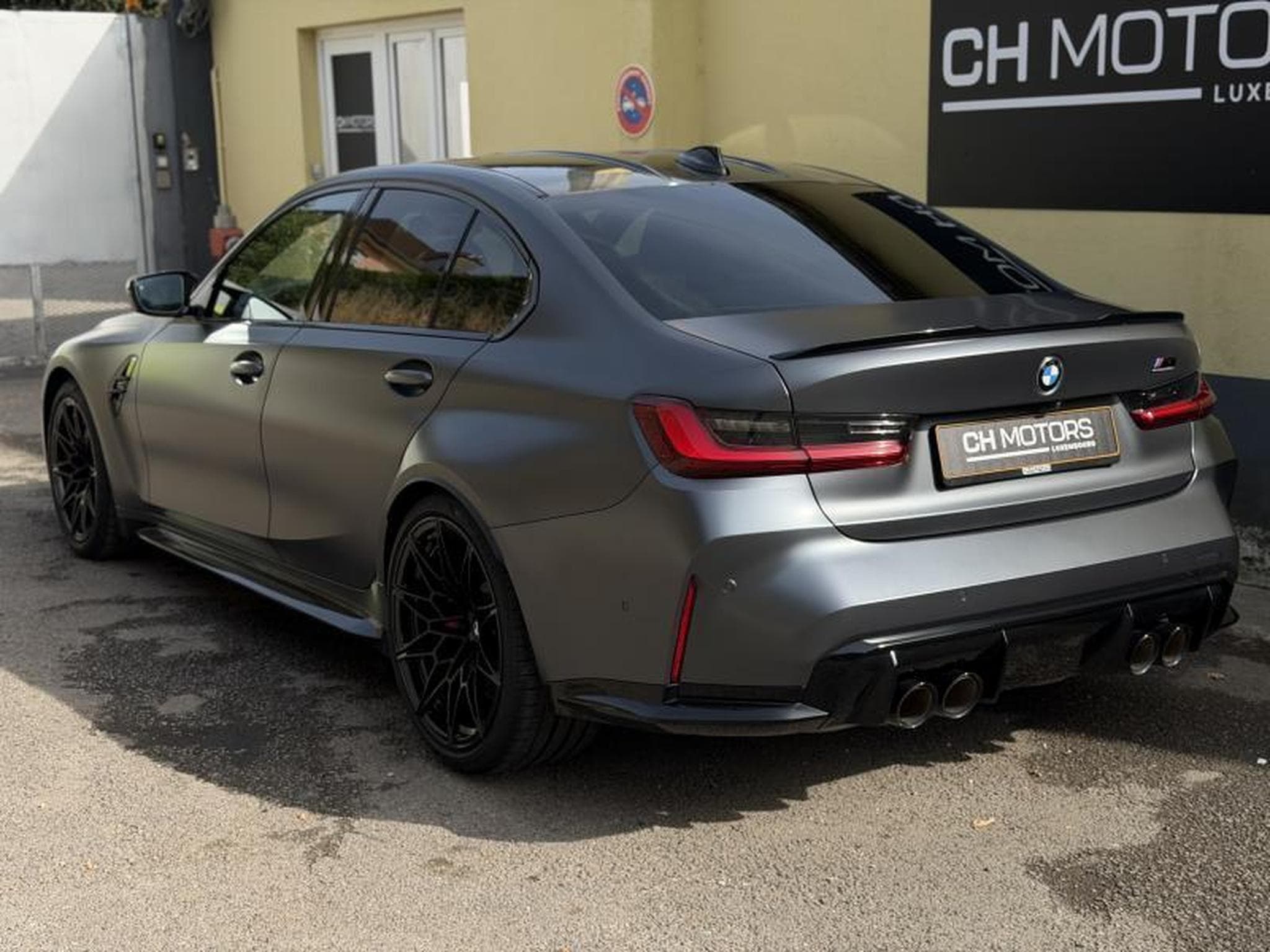 BMW M3 Competition xDrive *Frozen Grey (2022) - Photo 3