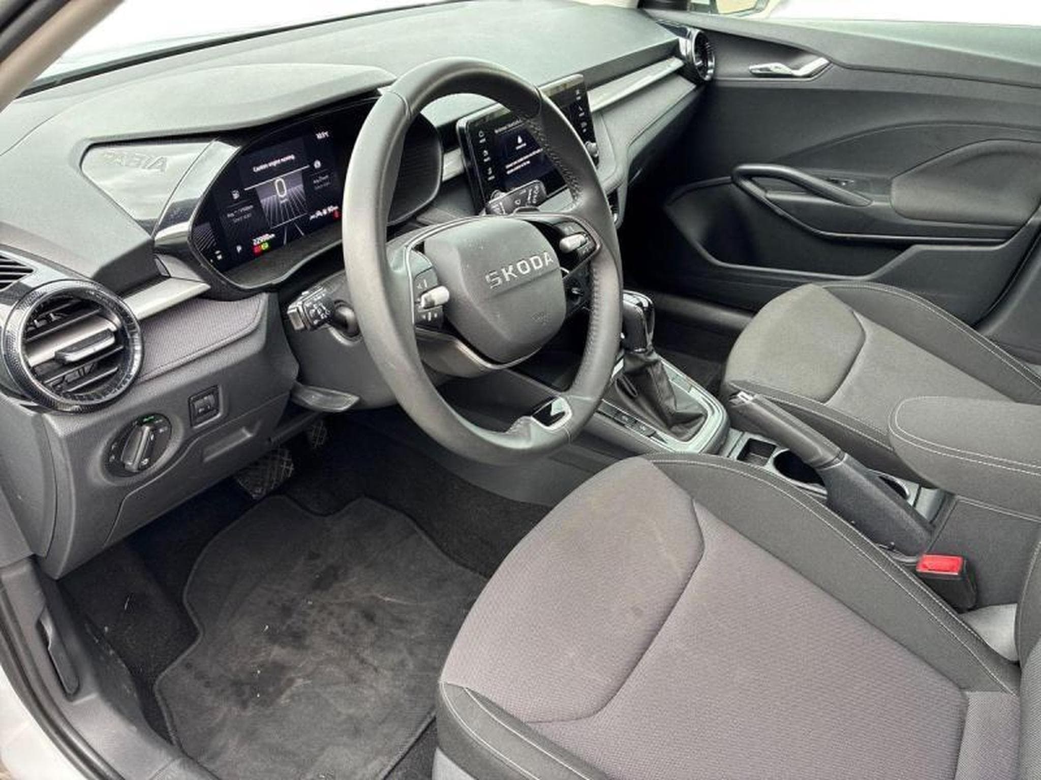 Skoda Fabia Selection (2025) - Photo 7