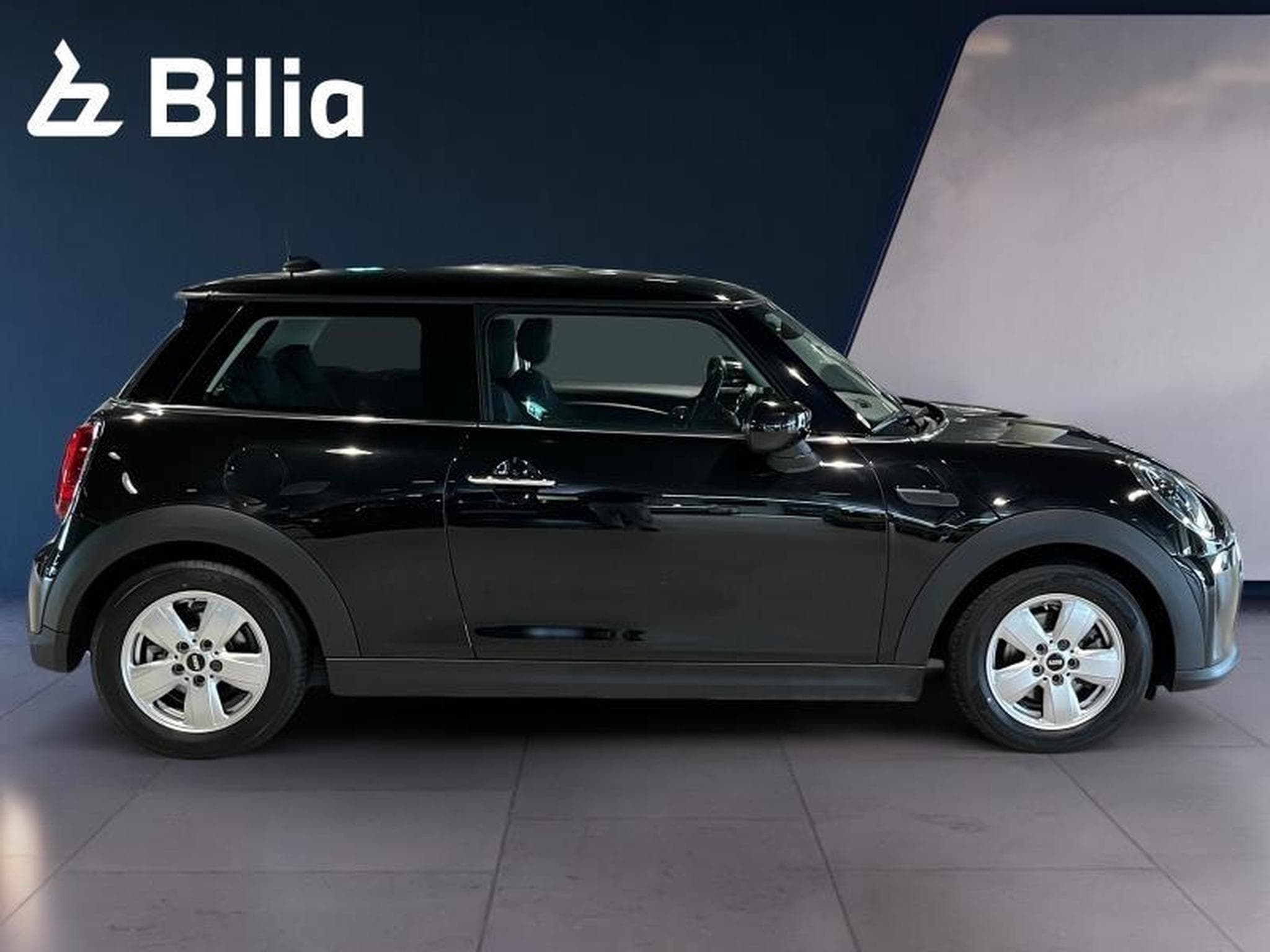 MINI Cooper Mini One (2022) - Photo 3